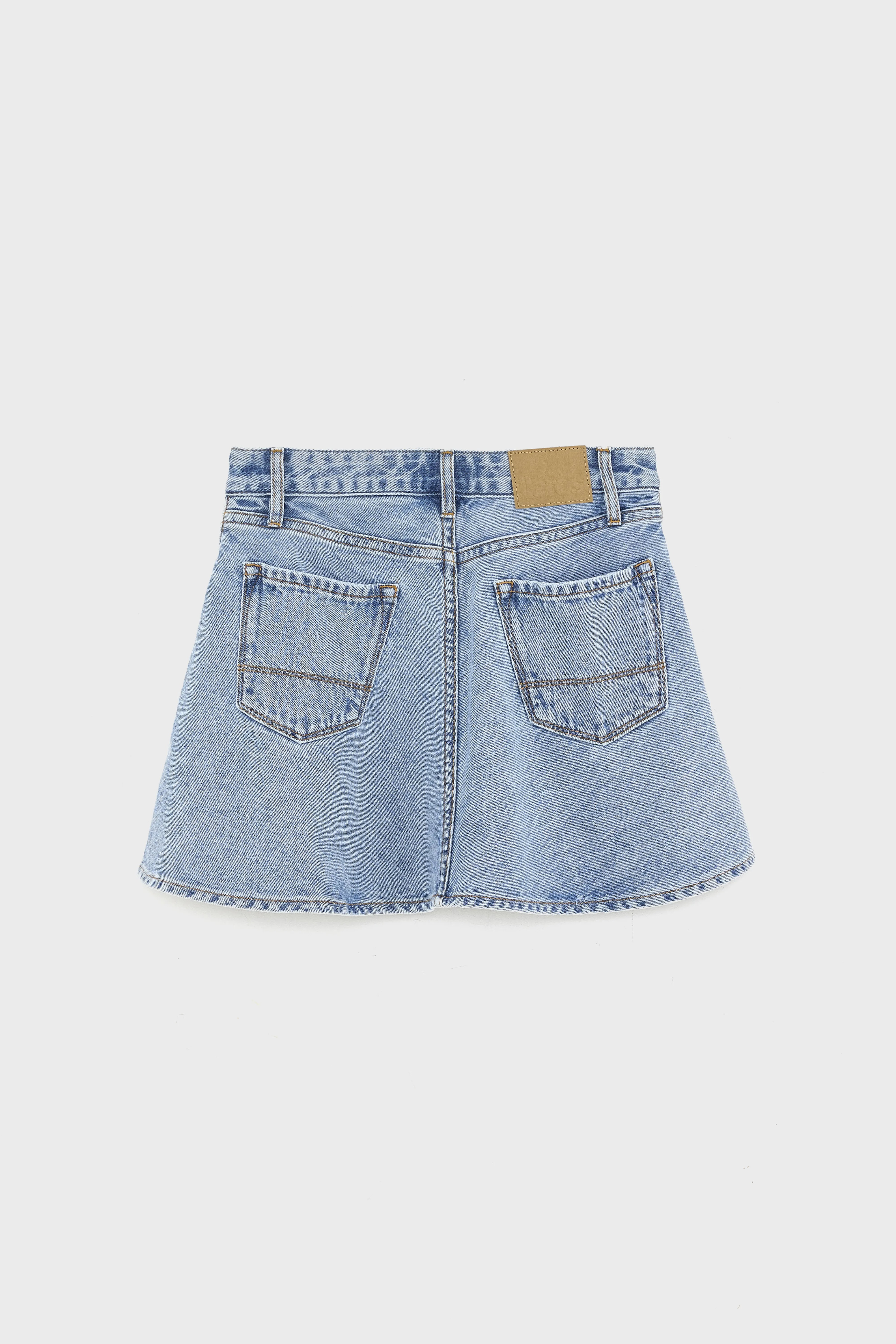 Pecan mini denim skirt (261 / G / MD BLUE BLEACH) - Image 3