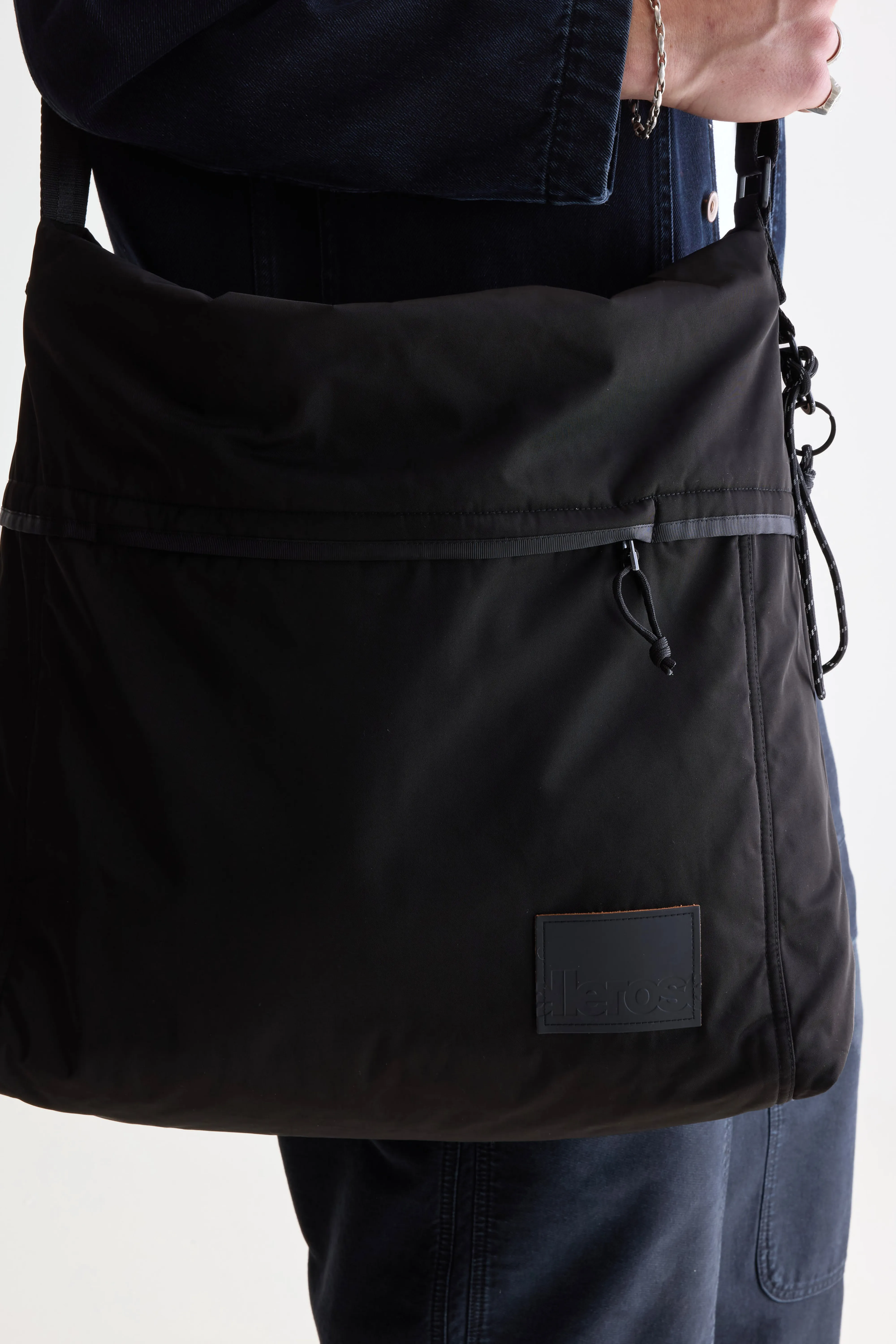 Hendy messenger bag (252 / M / BLACK) - Image 9