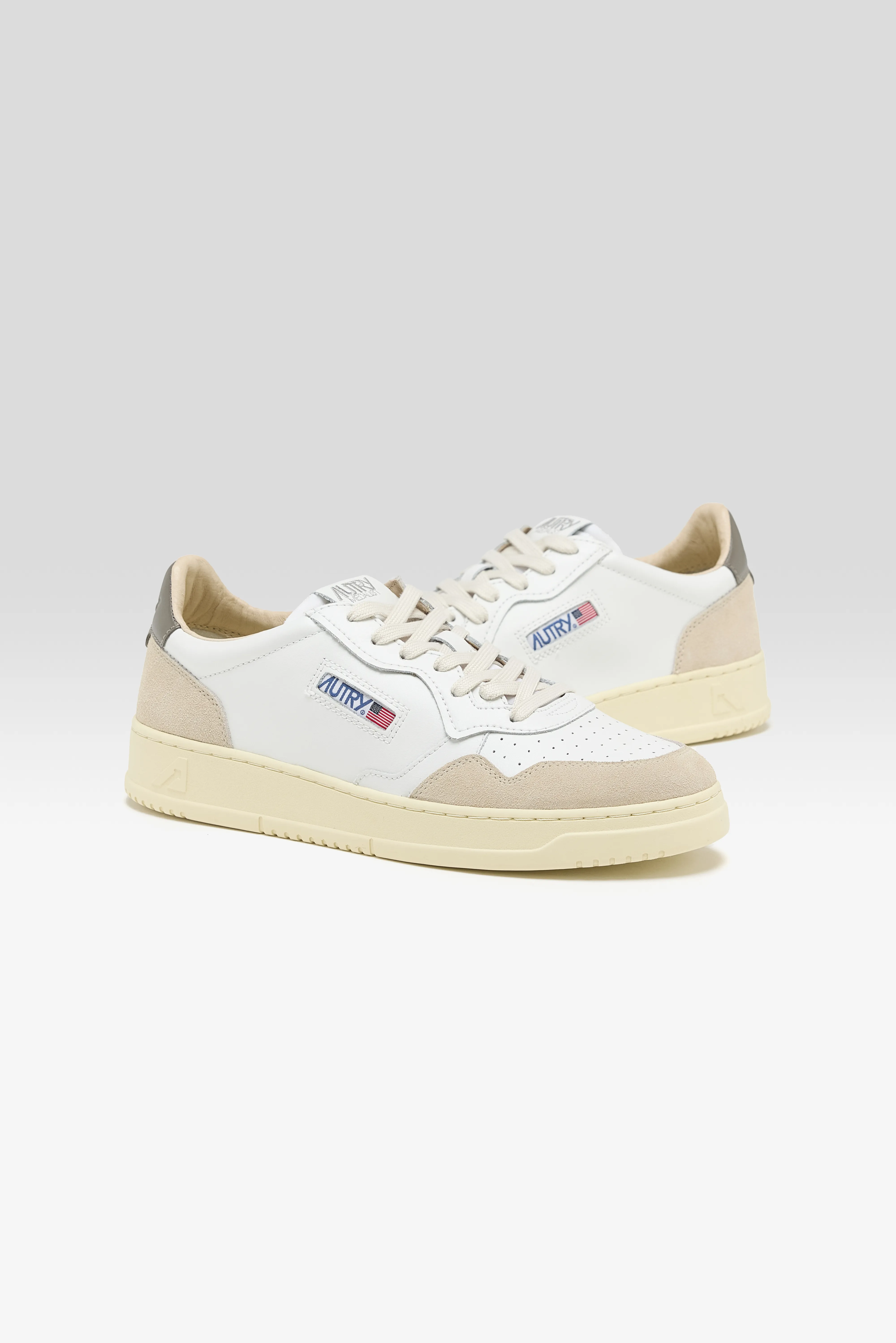 Medalist Low for Men (252 / M / WHITE) - Image 3