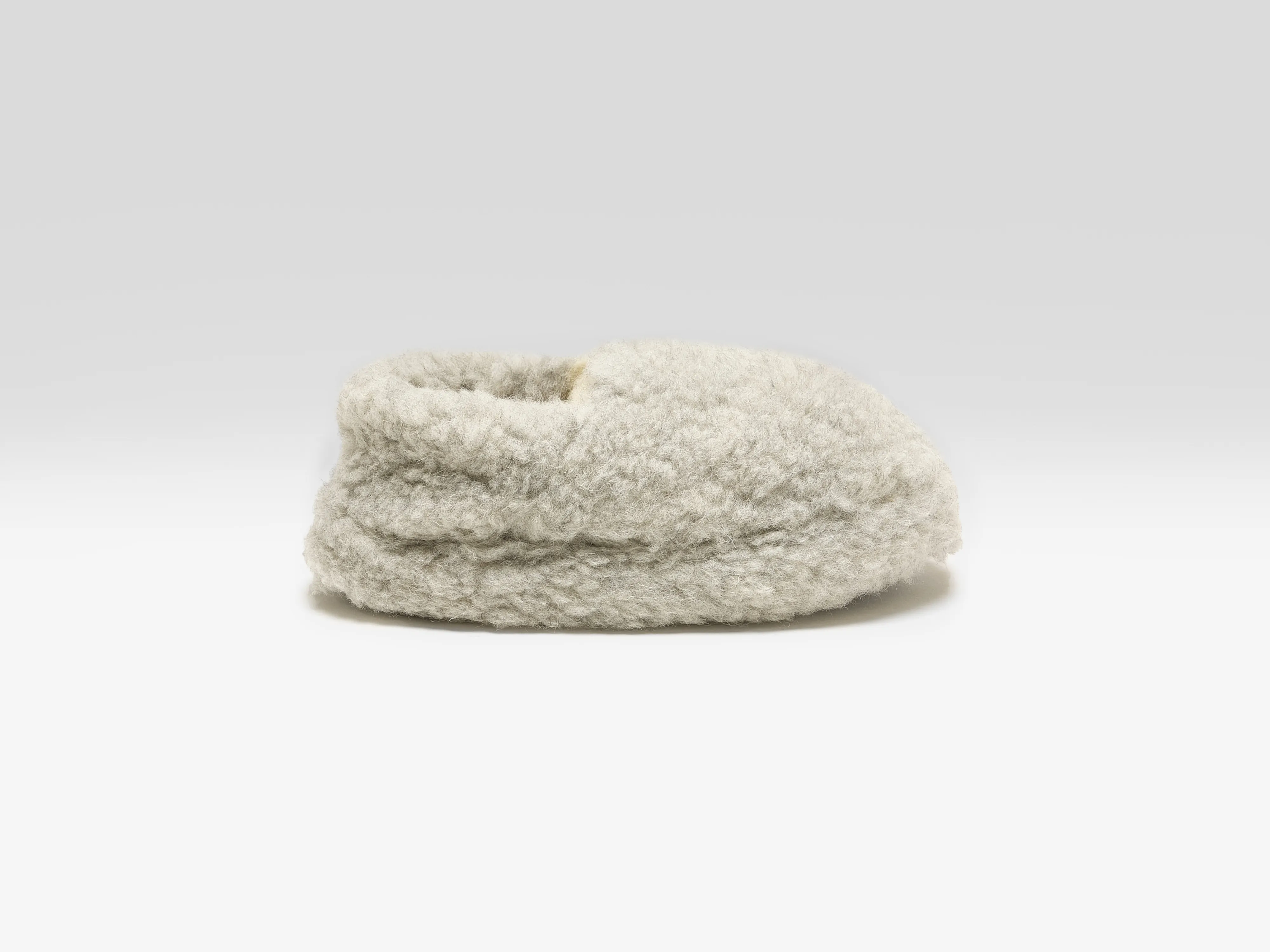 Siberian Slippers (242 / W / LIGHT GREY)