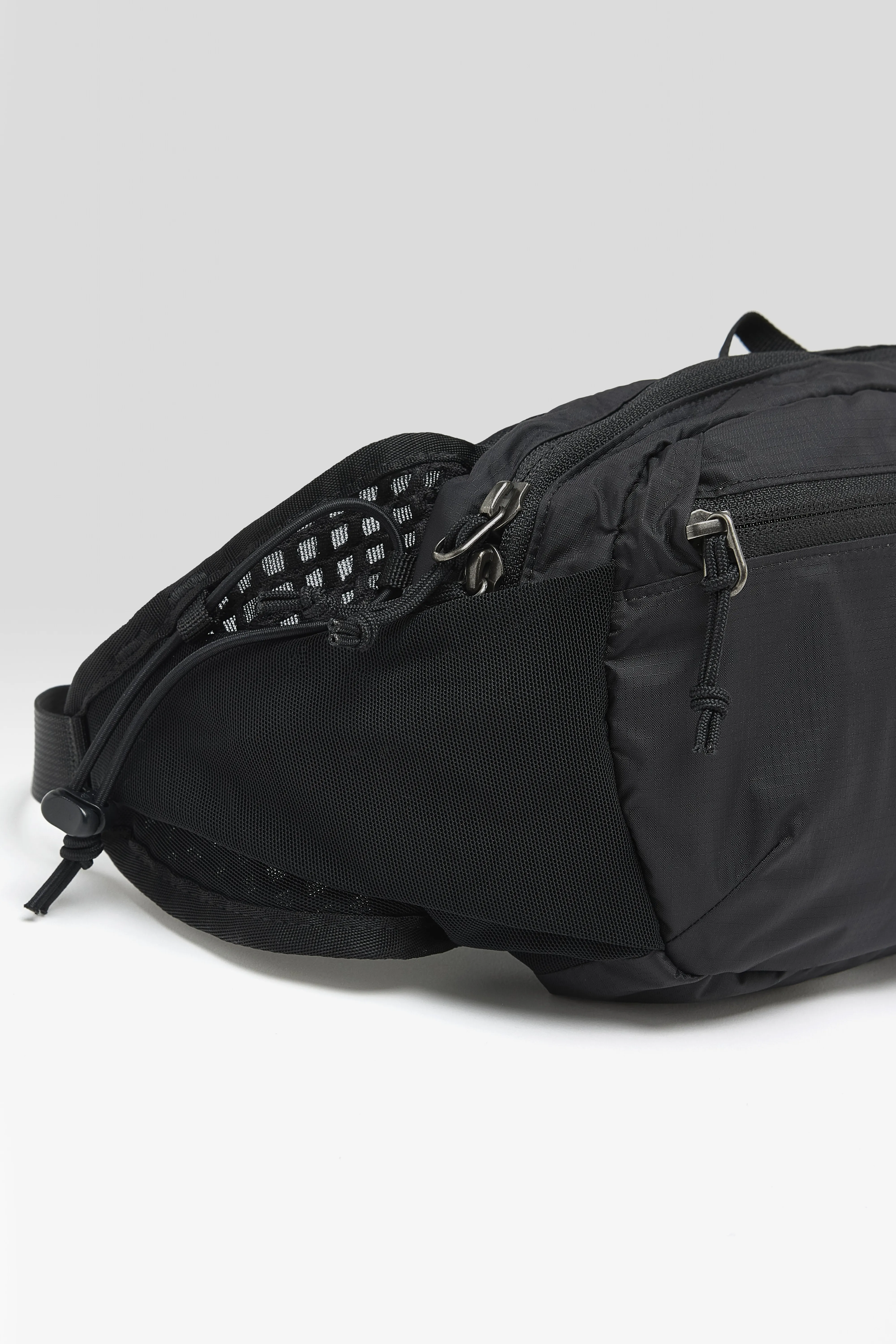 Terravia Hip Pack (252 / W / BLACK) - Image 4