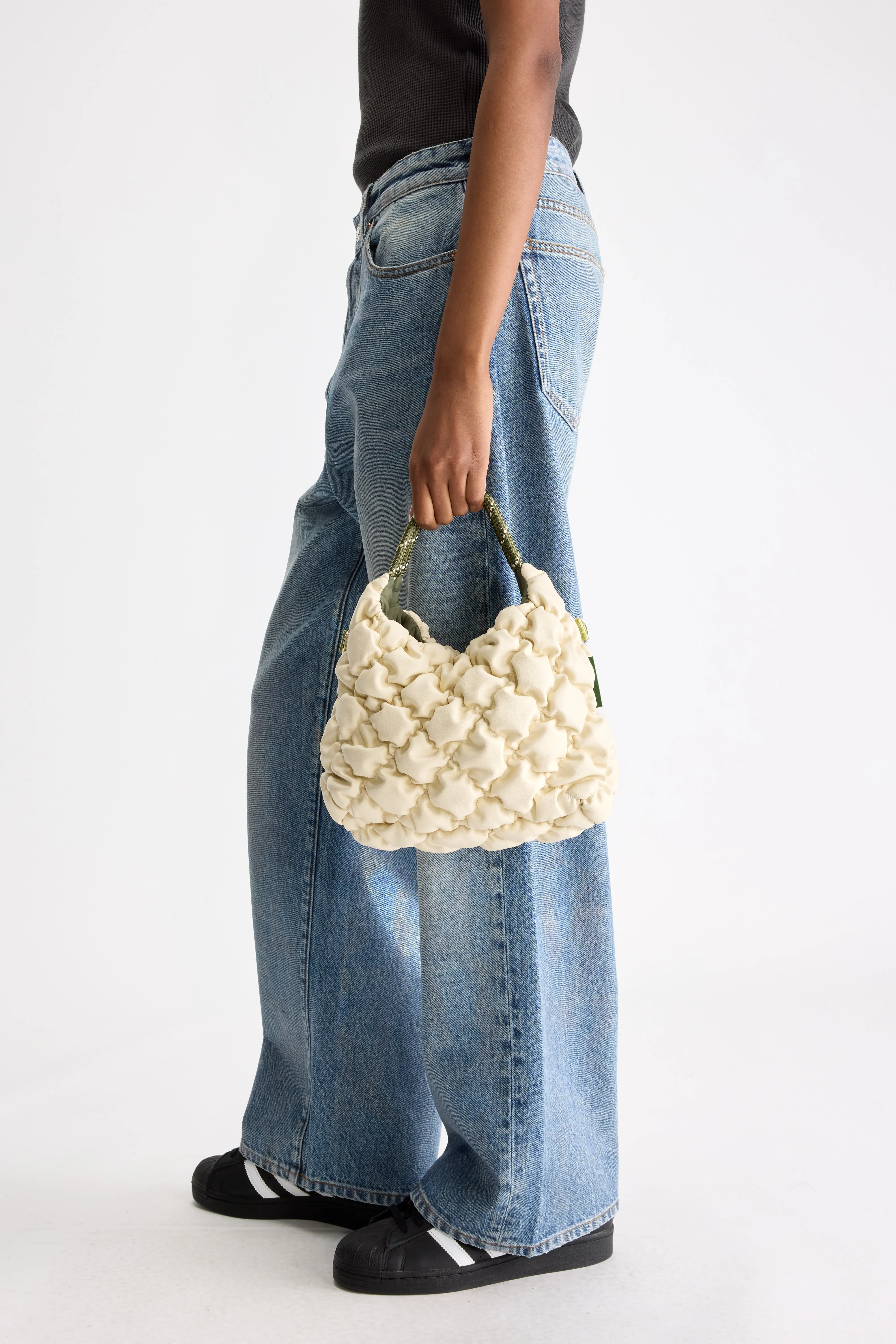 Helcro padded shoulder bag (261 / W / CREAM) - Image 3