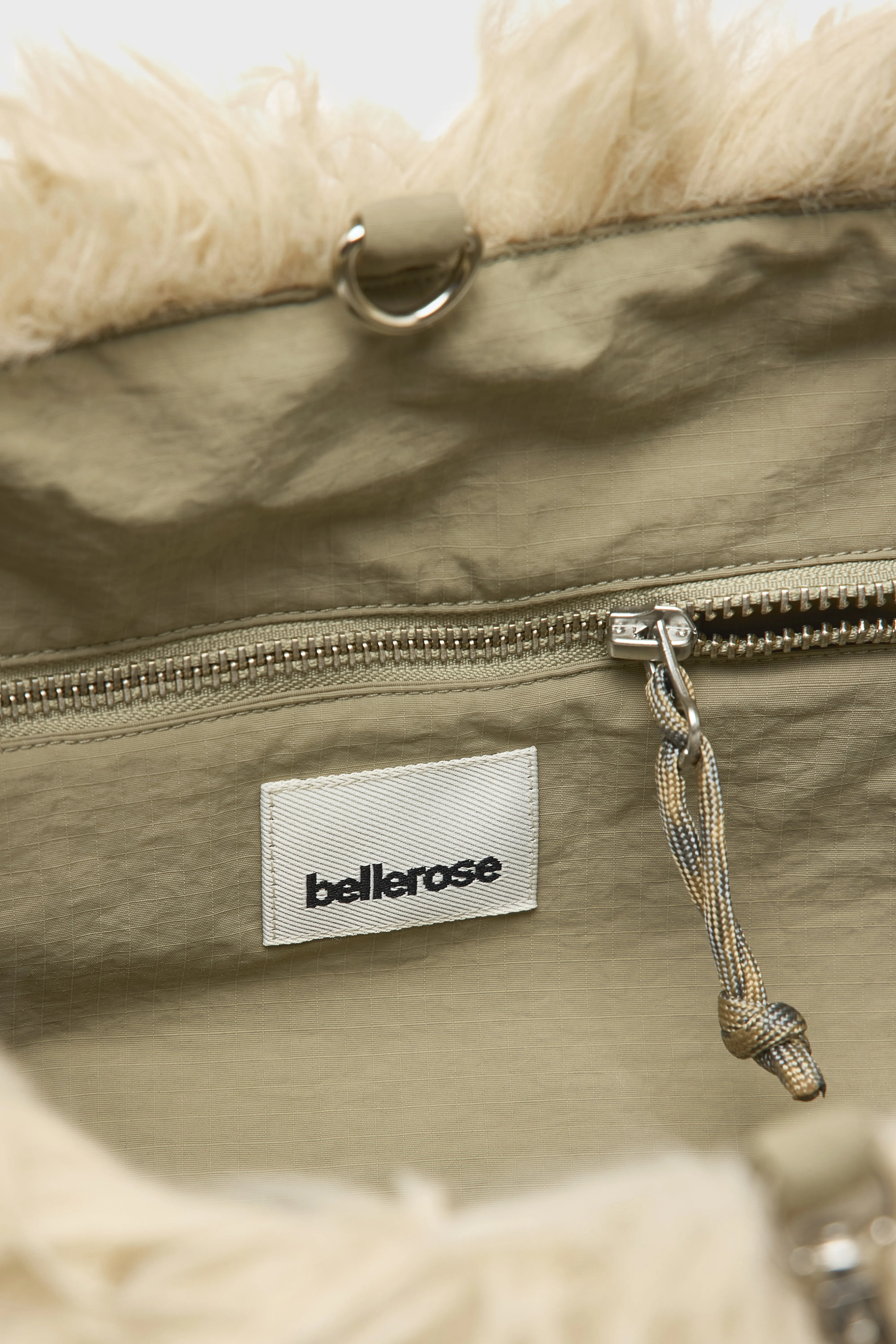 Helmin shoulder bag (252 / W / NUAGE) - Image 5