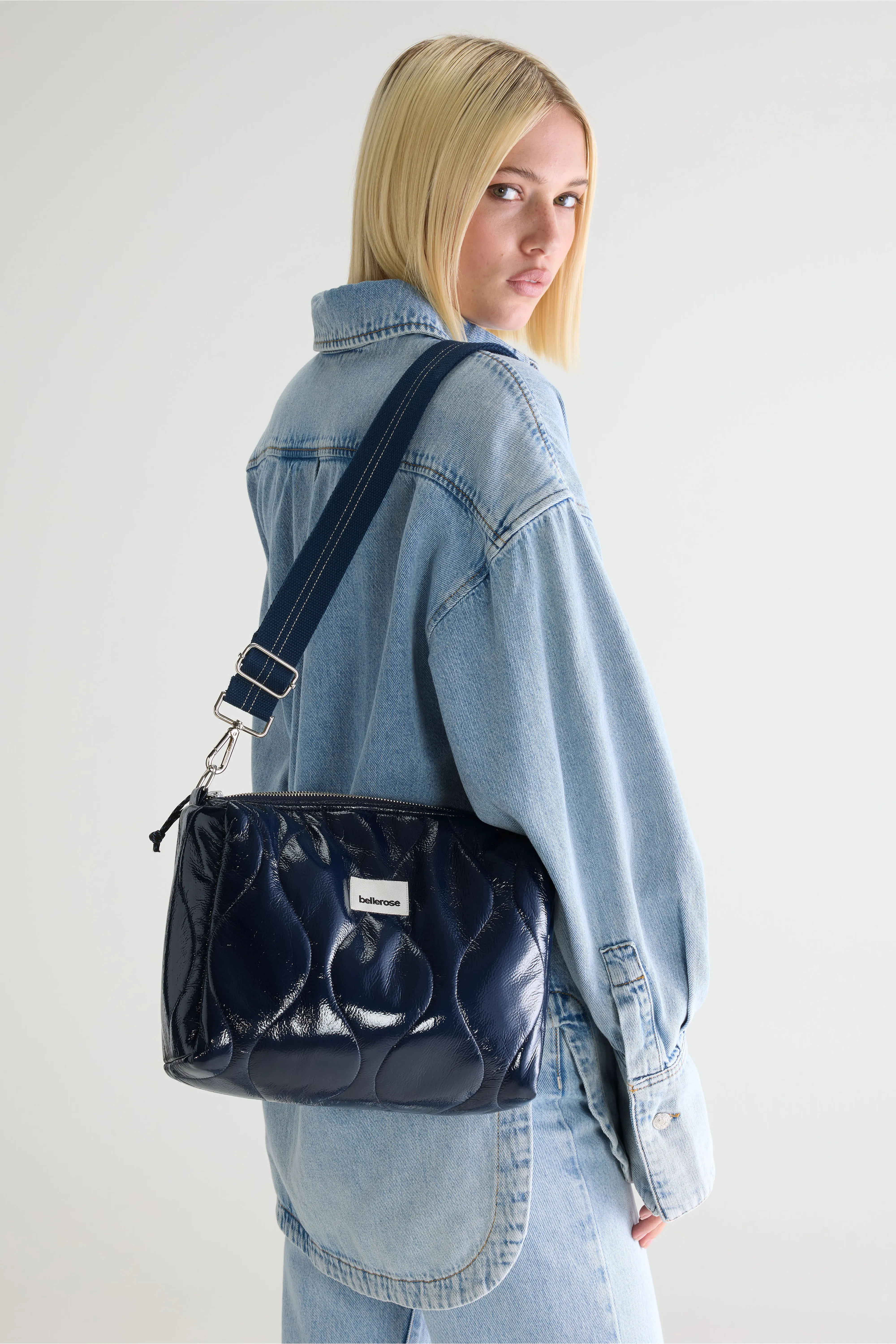 Hobel crossbody bag (252 / W / CAPTAIN) - Image 3