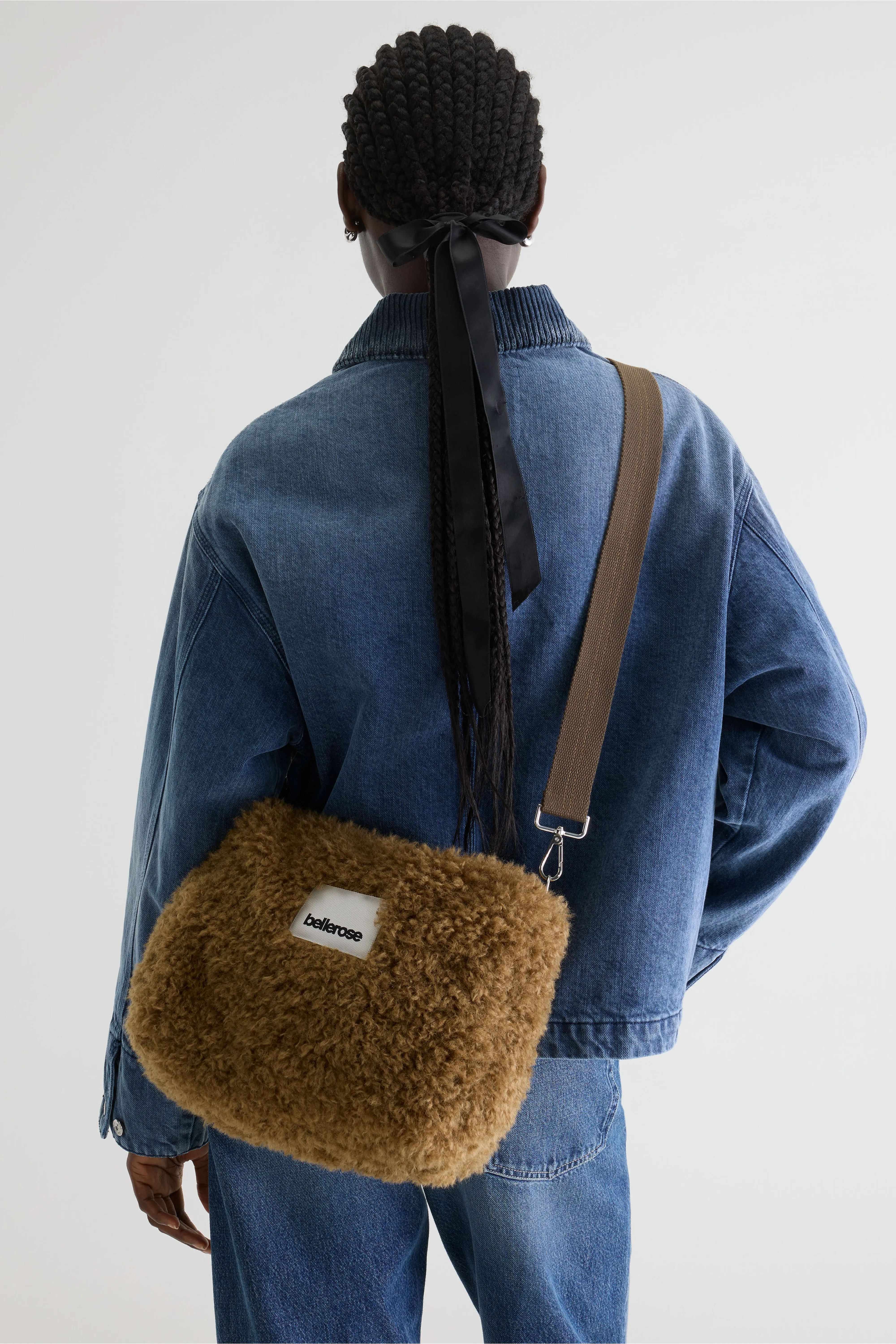Hobel crossbody bag (252 / W / TOFFEE) - Image 3