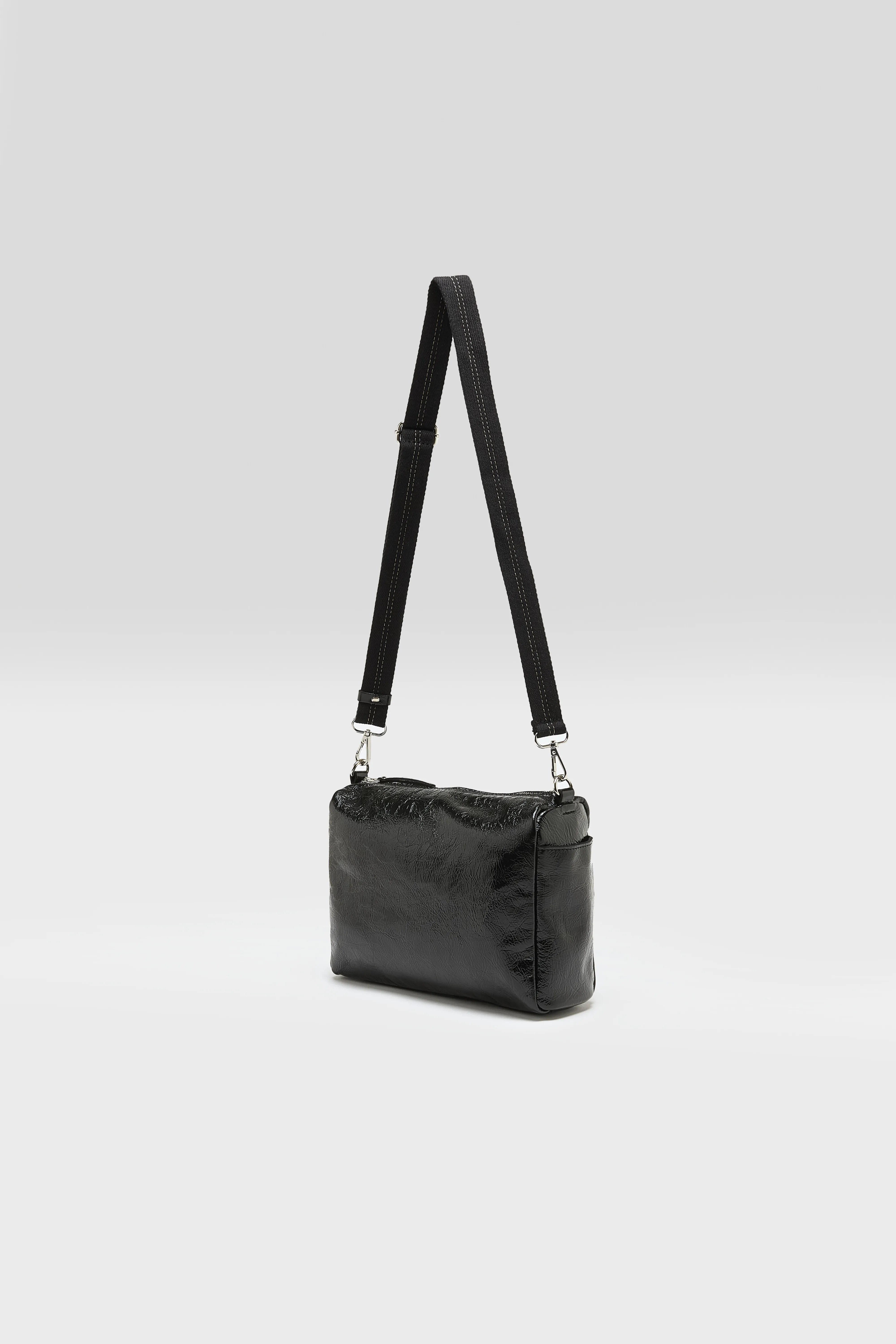 Sobel crossbody bag (252 / W / OFF BLACK) - Image 10