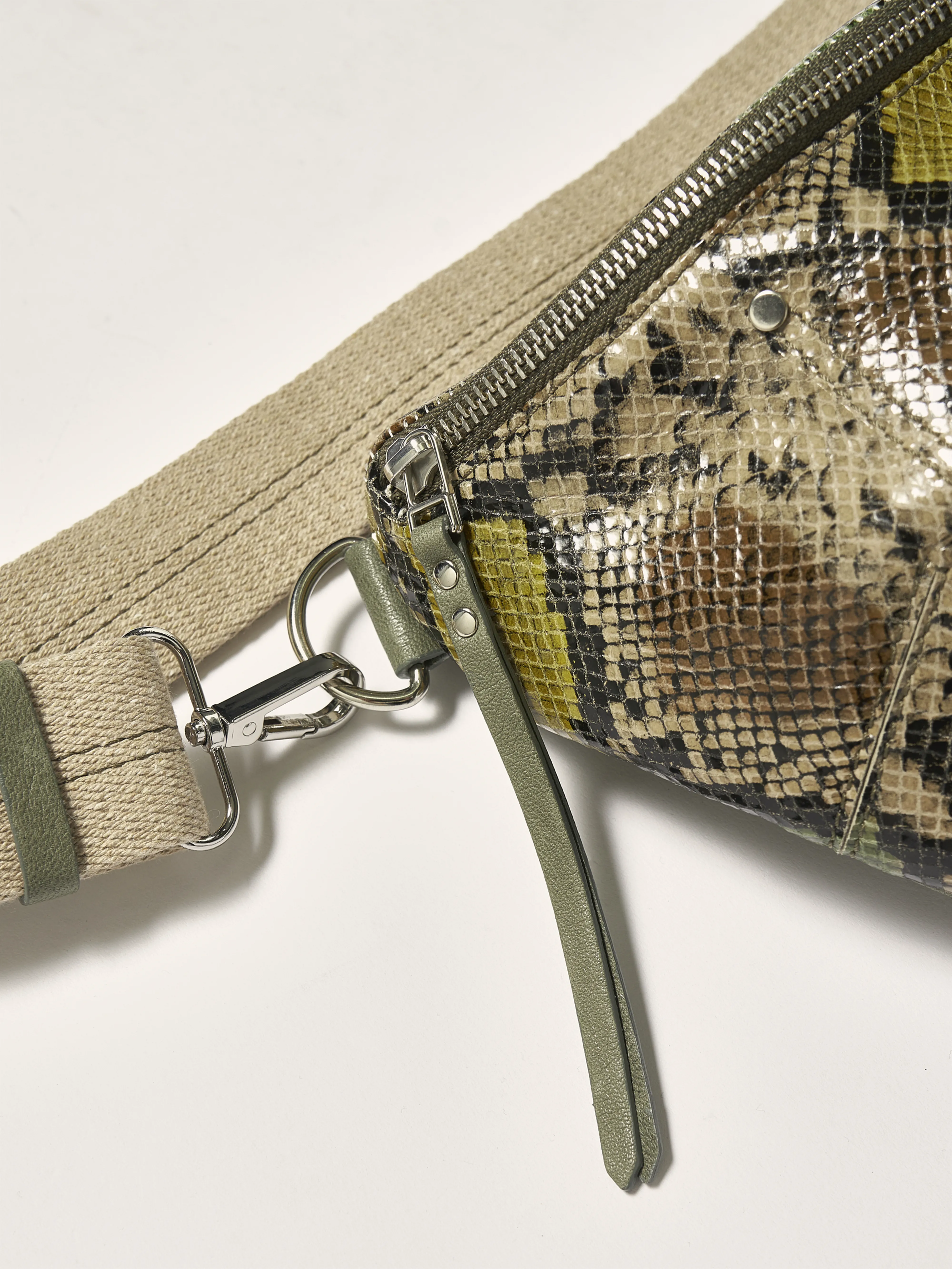 Souply sling bag (242 / W / SEA PINE) - Image 4