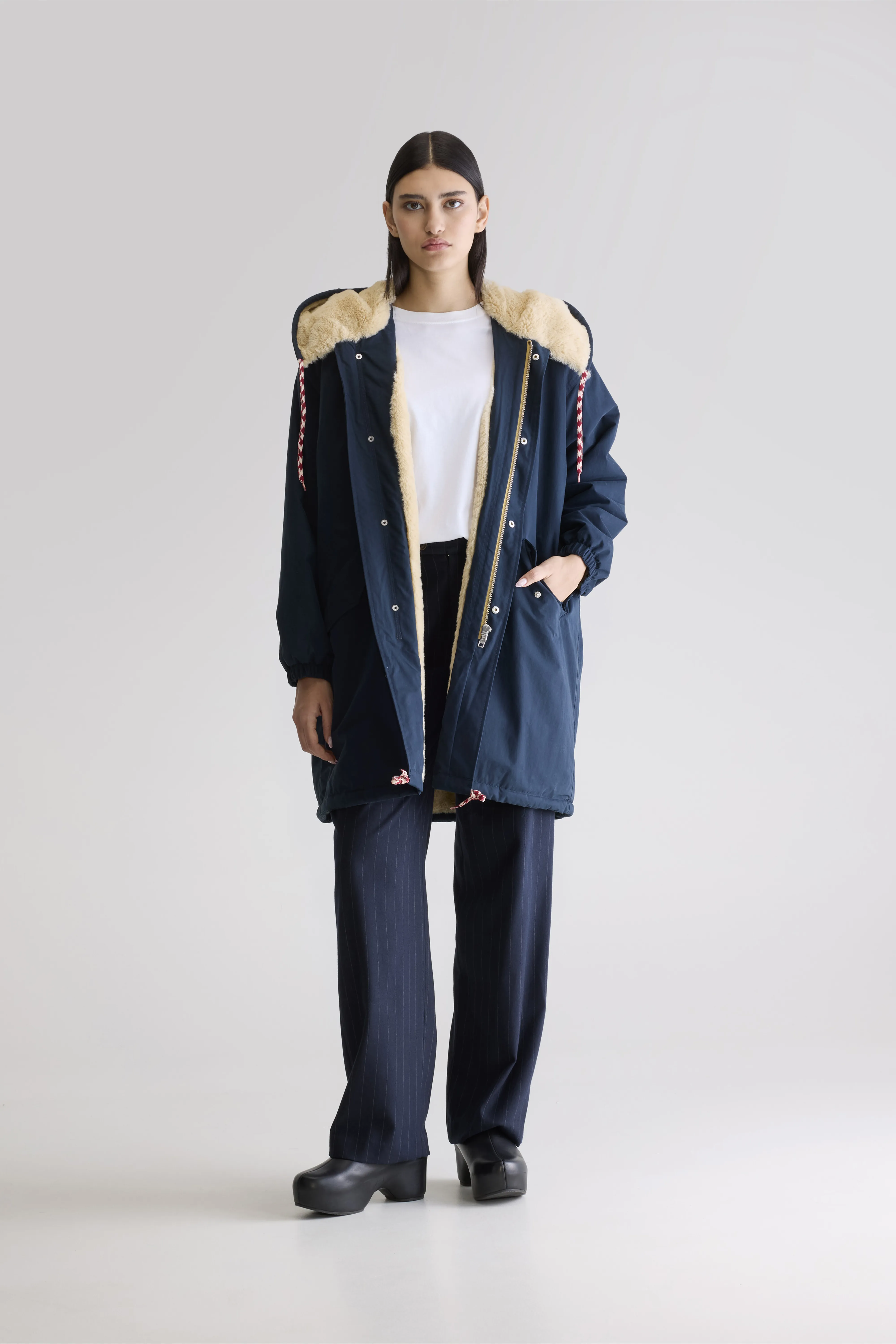Laos hooded parka (242 / W / AMERICA) - Image 3