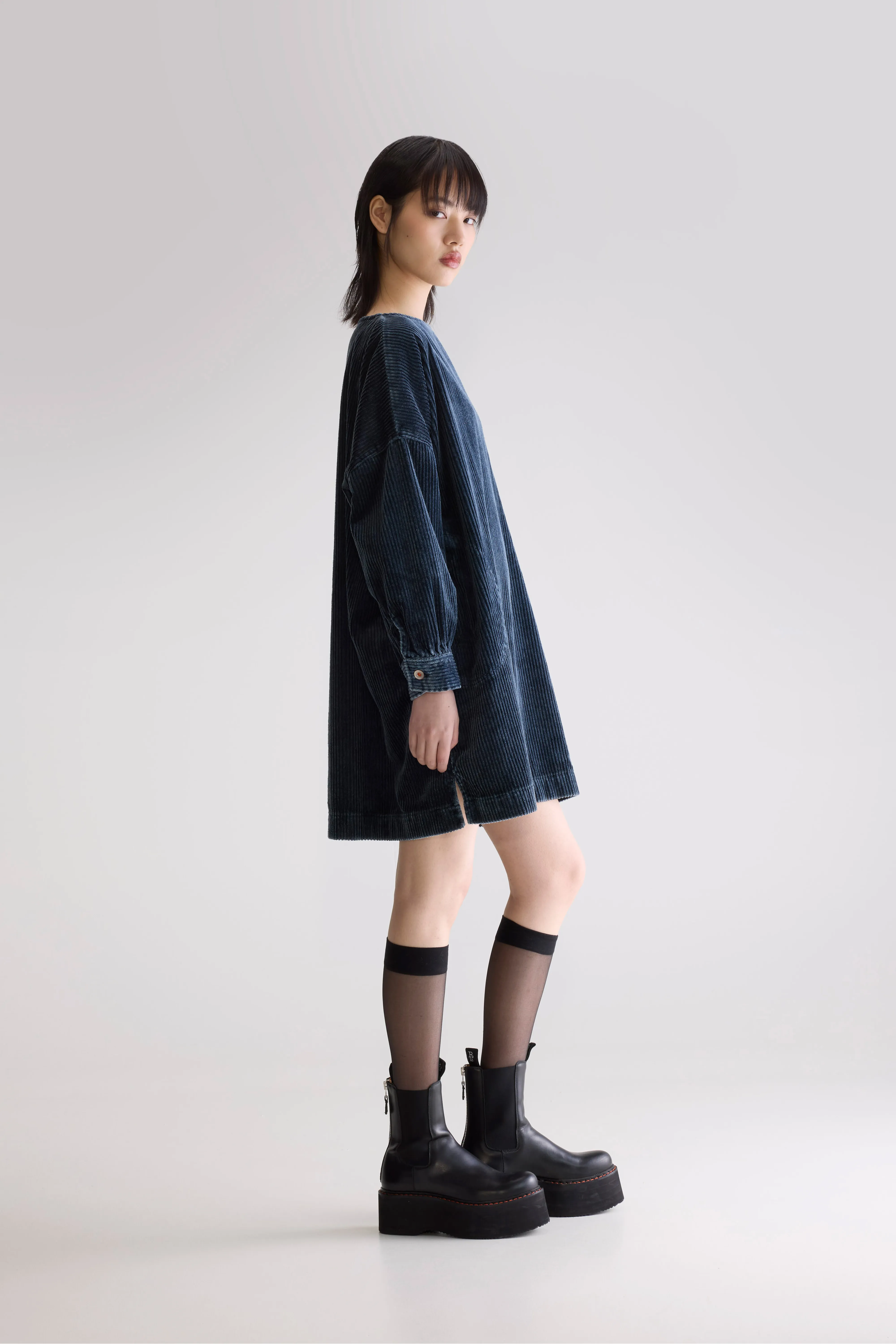 Past corduroy dress (252 / W / BLACK BLUE) - Image 5