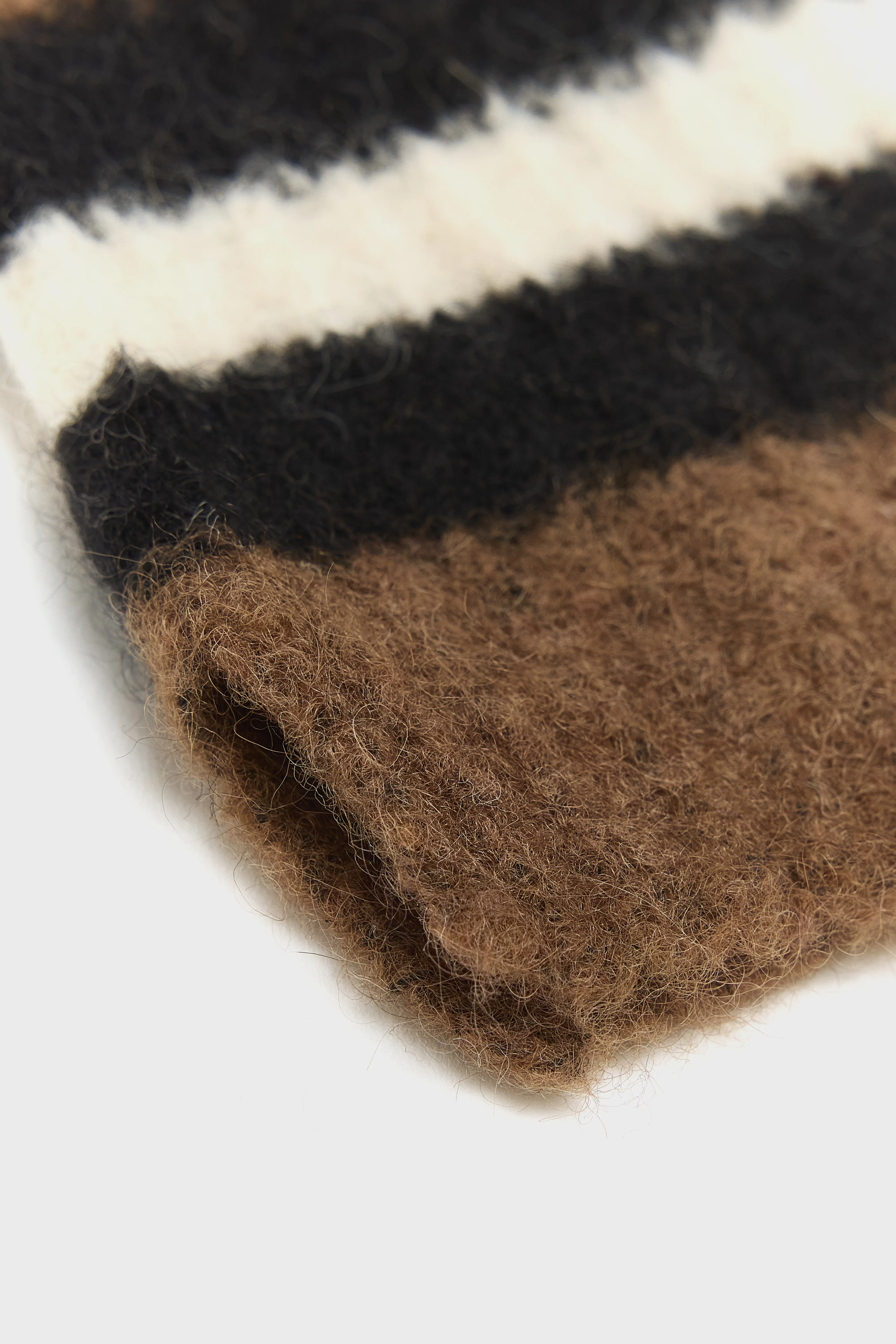 Dercam fingerless mittens (252 / W / BISON) - Image 4