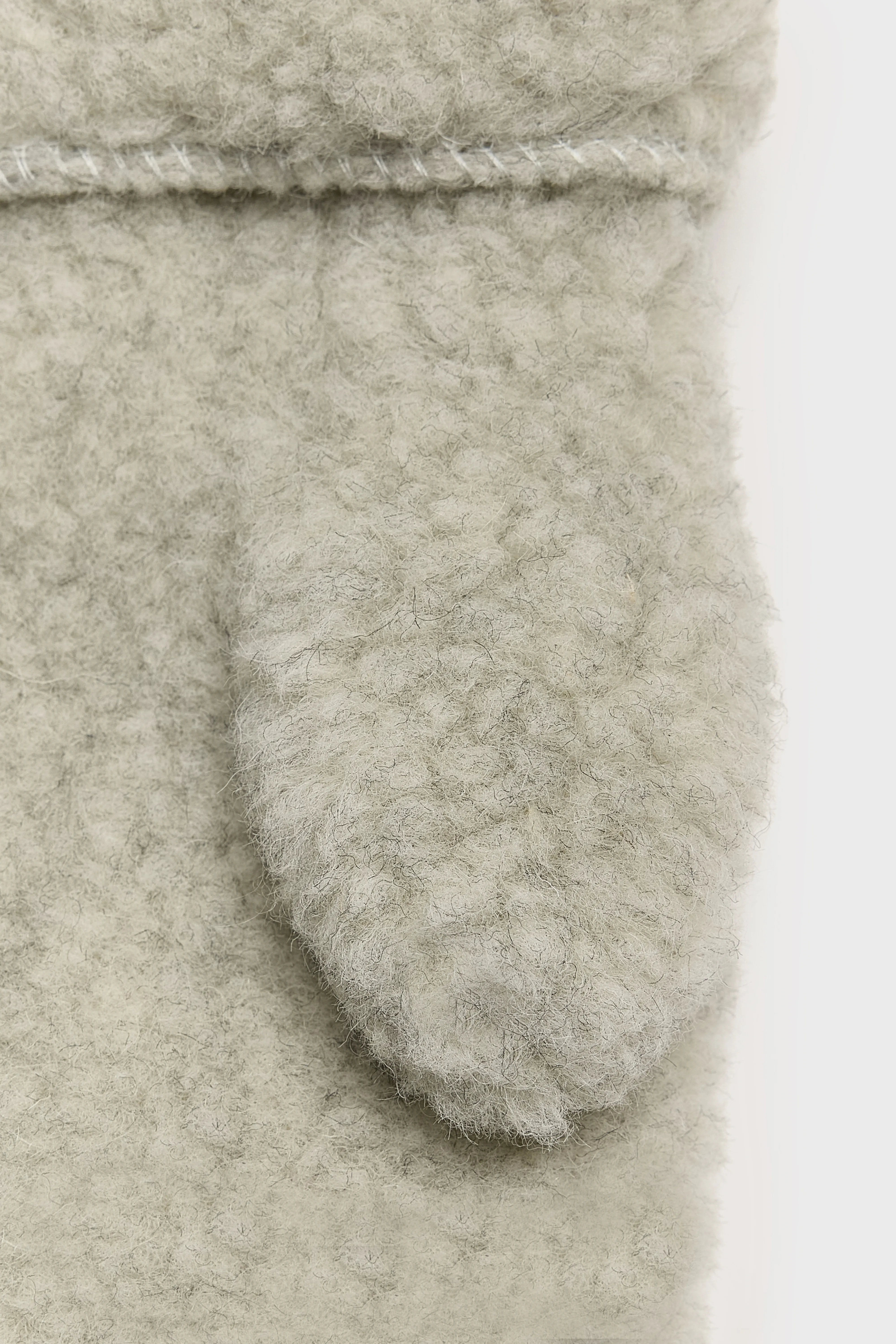 Simple Mittens (242 / W / LIGHT GREY) - Image 3