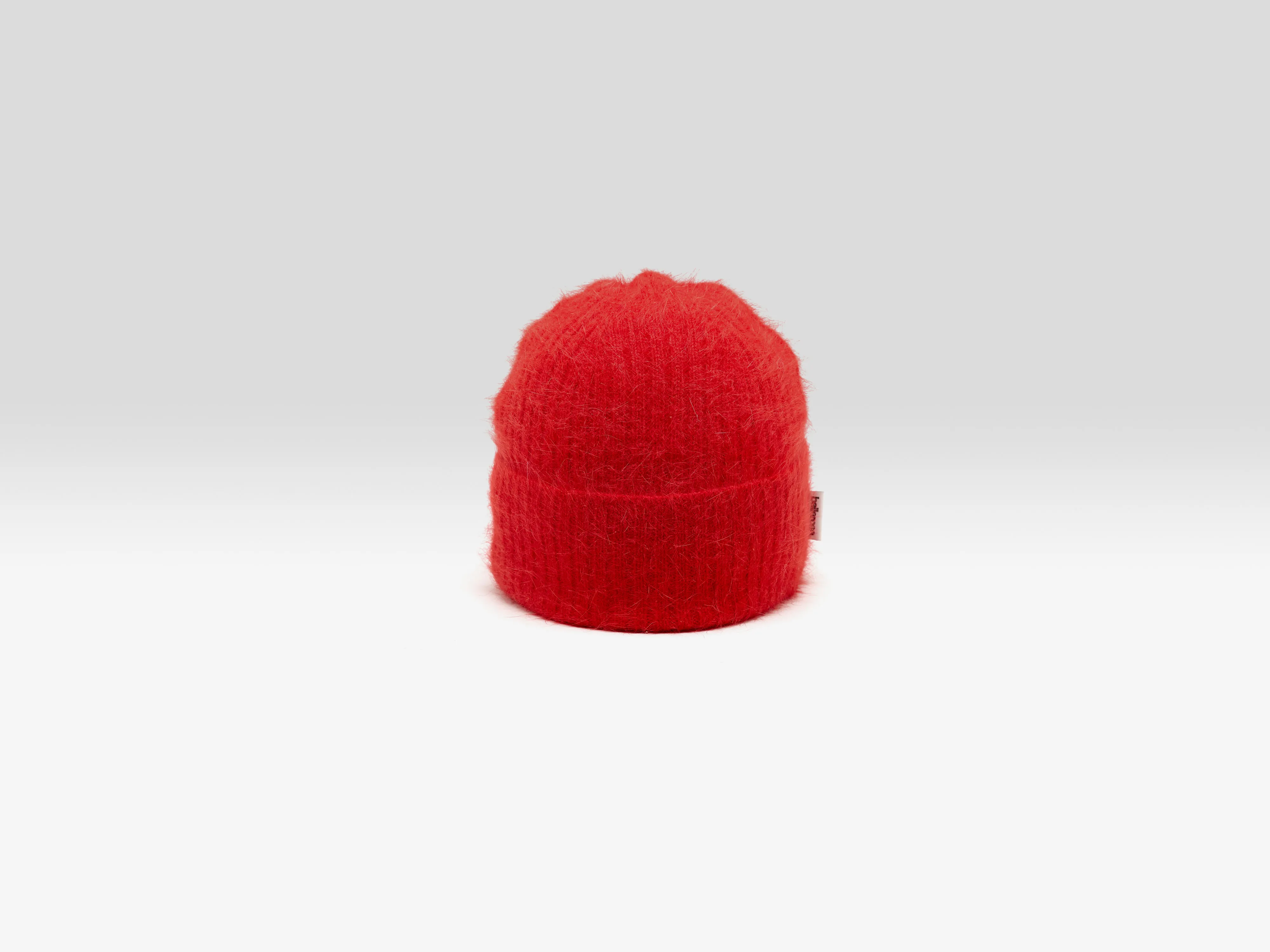 Datiz angora-blend beanie (252 / W / SANGUINE)