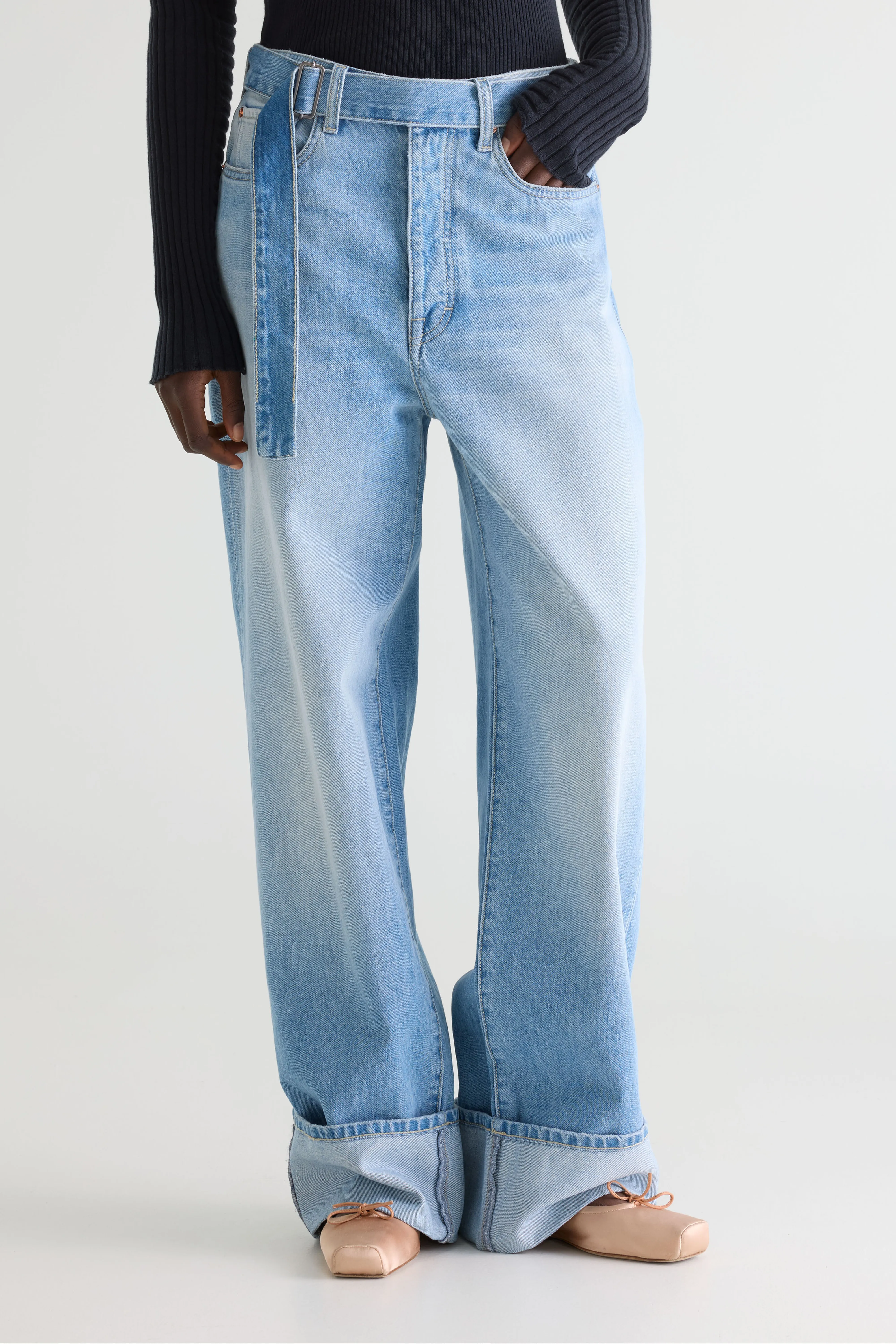 Denim N. 67 loose jeans (261 / W / USED LT BLUE) - Image 3