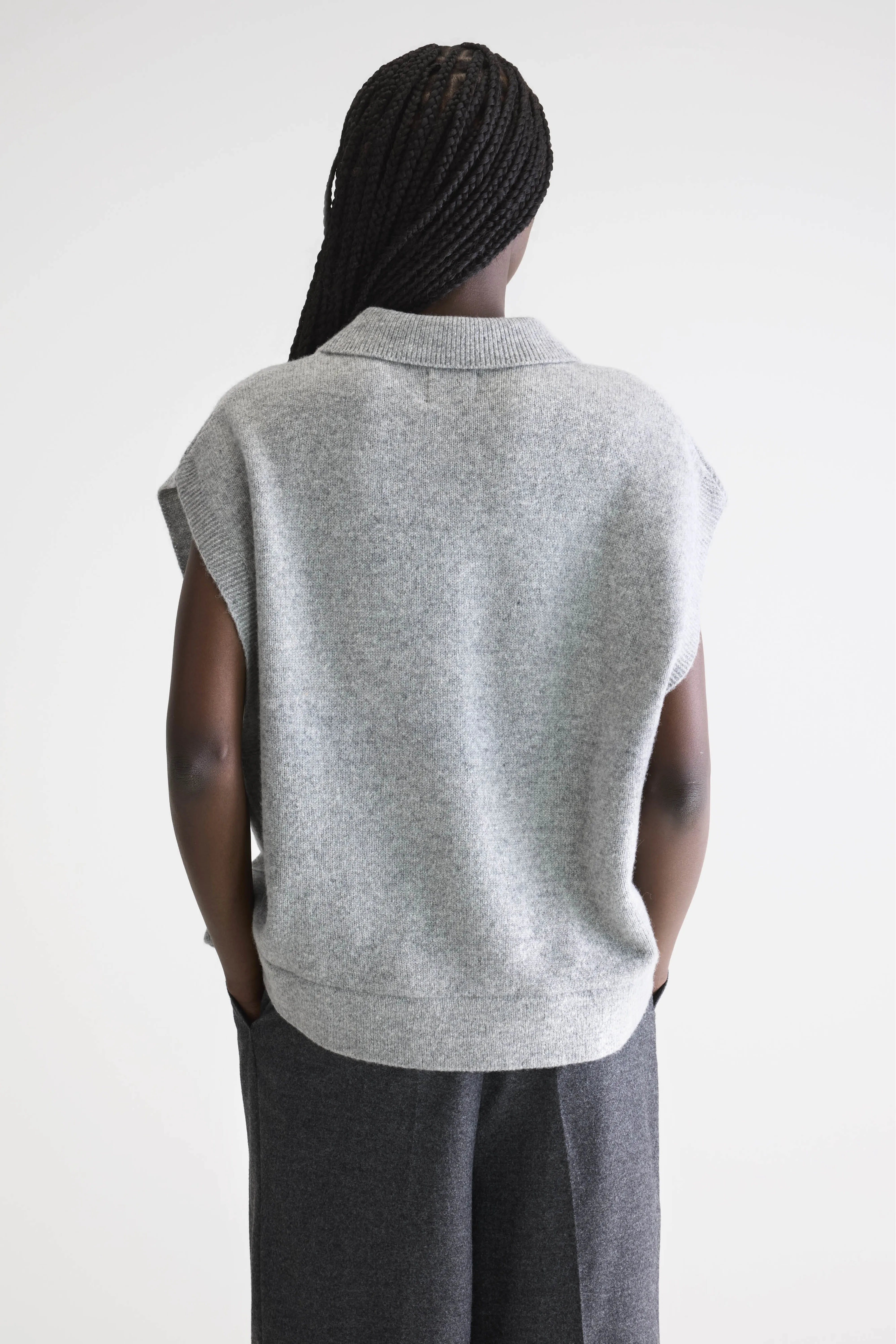 Ameson sleeveless sweater (252 / W / H. GREY) - Image 4