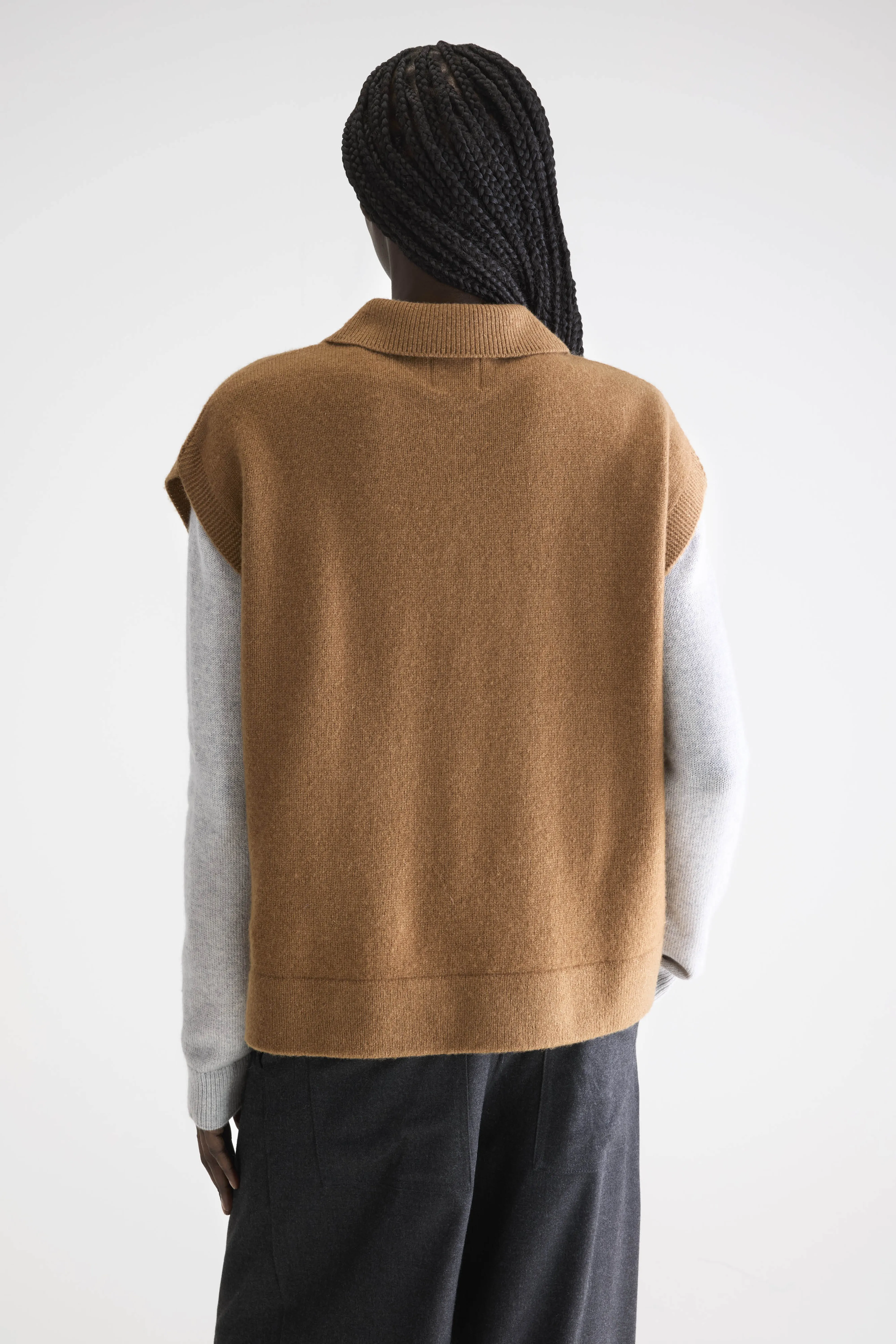 Ameson sleeveless sweater (252 / W / MONK) - Image 4