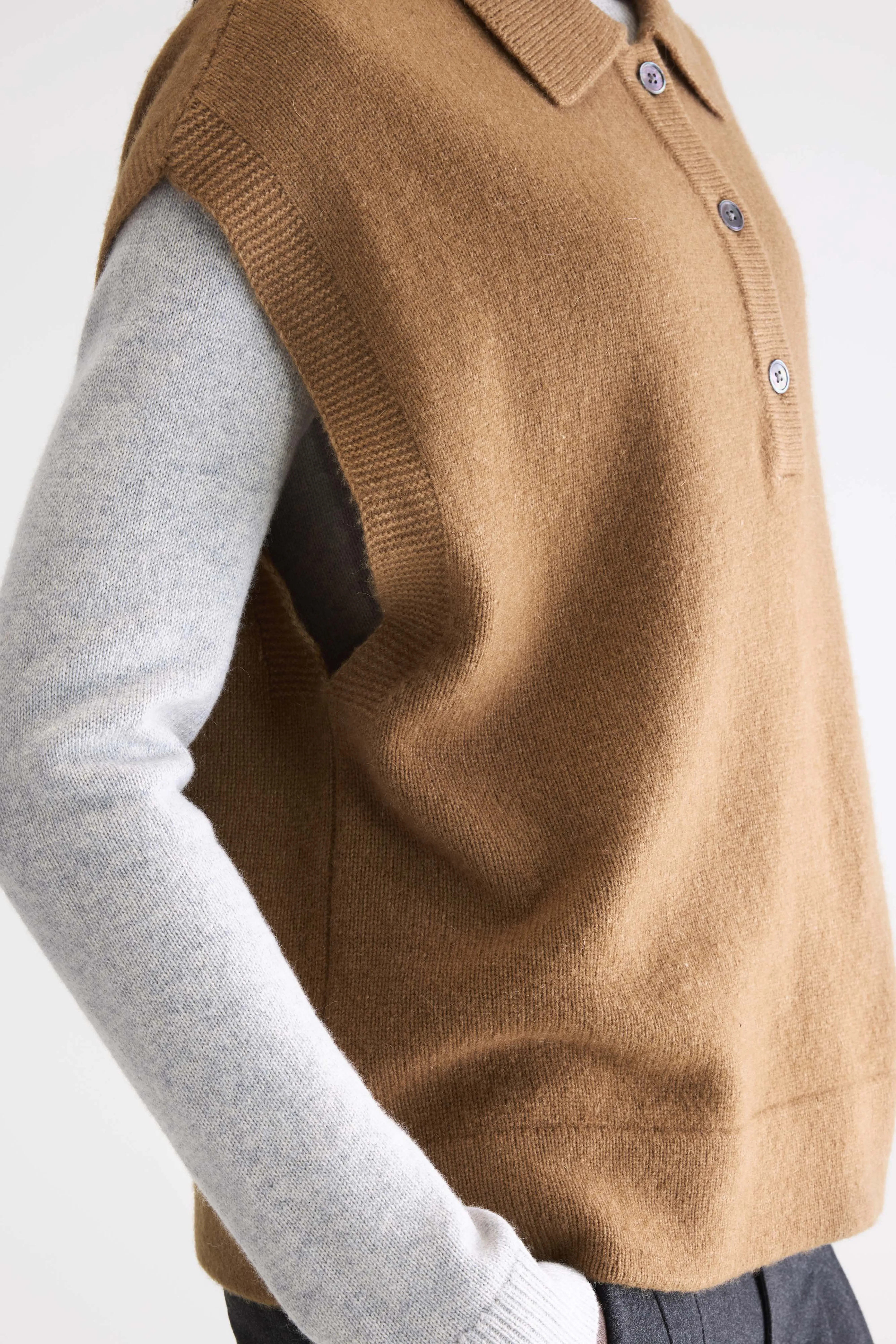 Ameson sleeveless sweater (252 / W / MONK) - Image 6