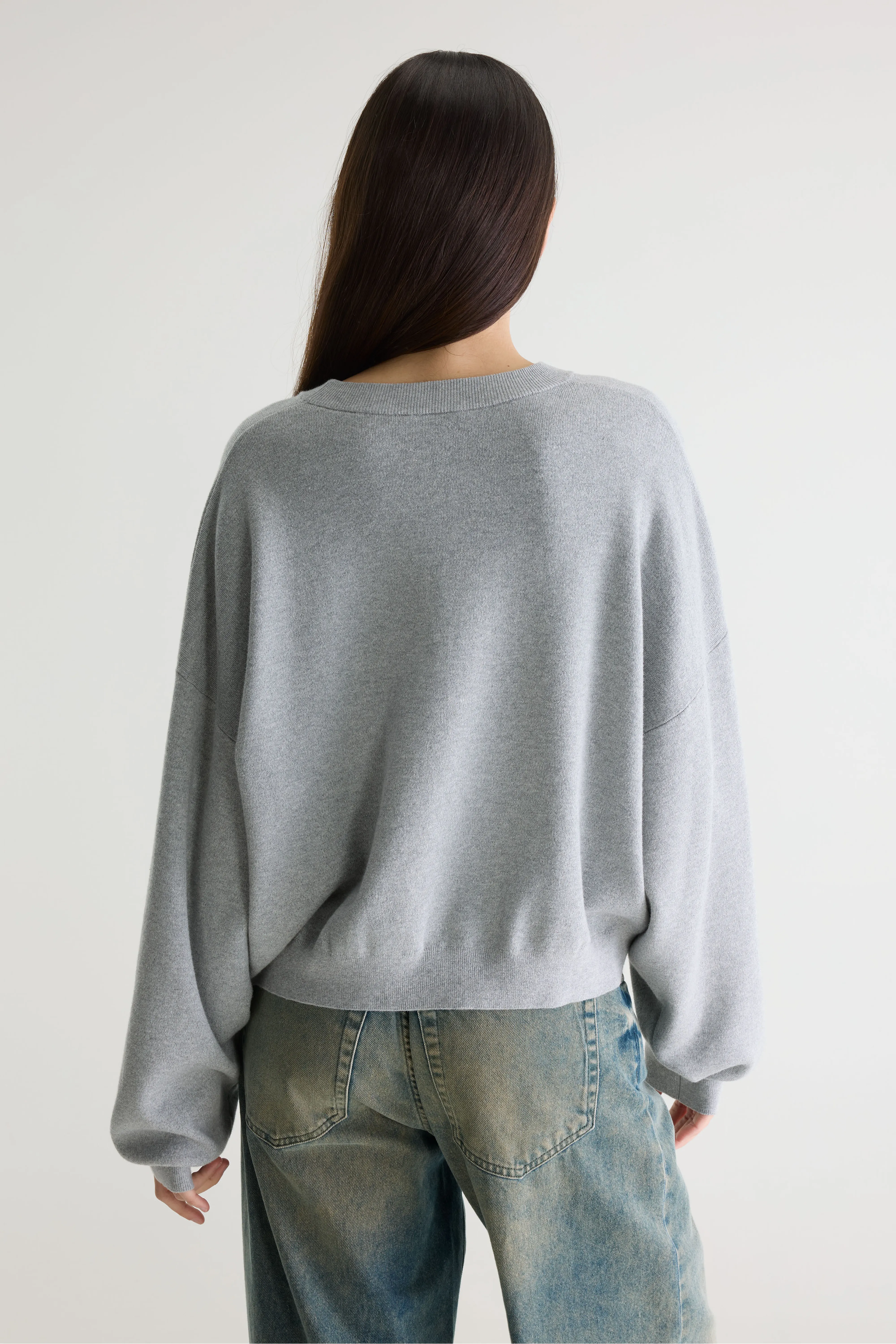 Angum relaxed sweater (261 / W / H. GREY) - Image 4