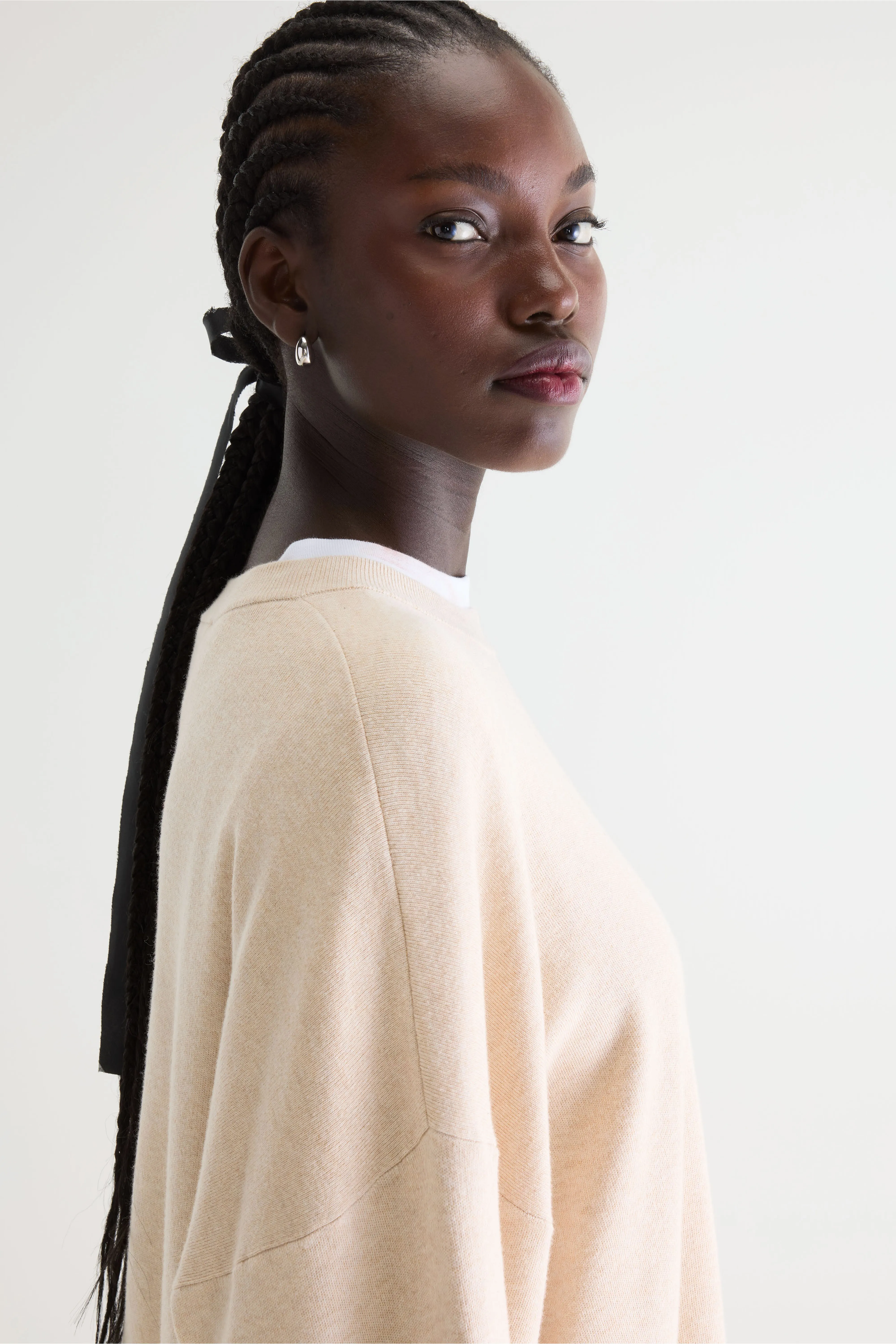 Angum relaxed sweater (261 / W / OATMEAL) - Image 5