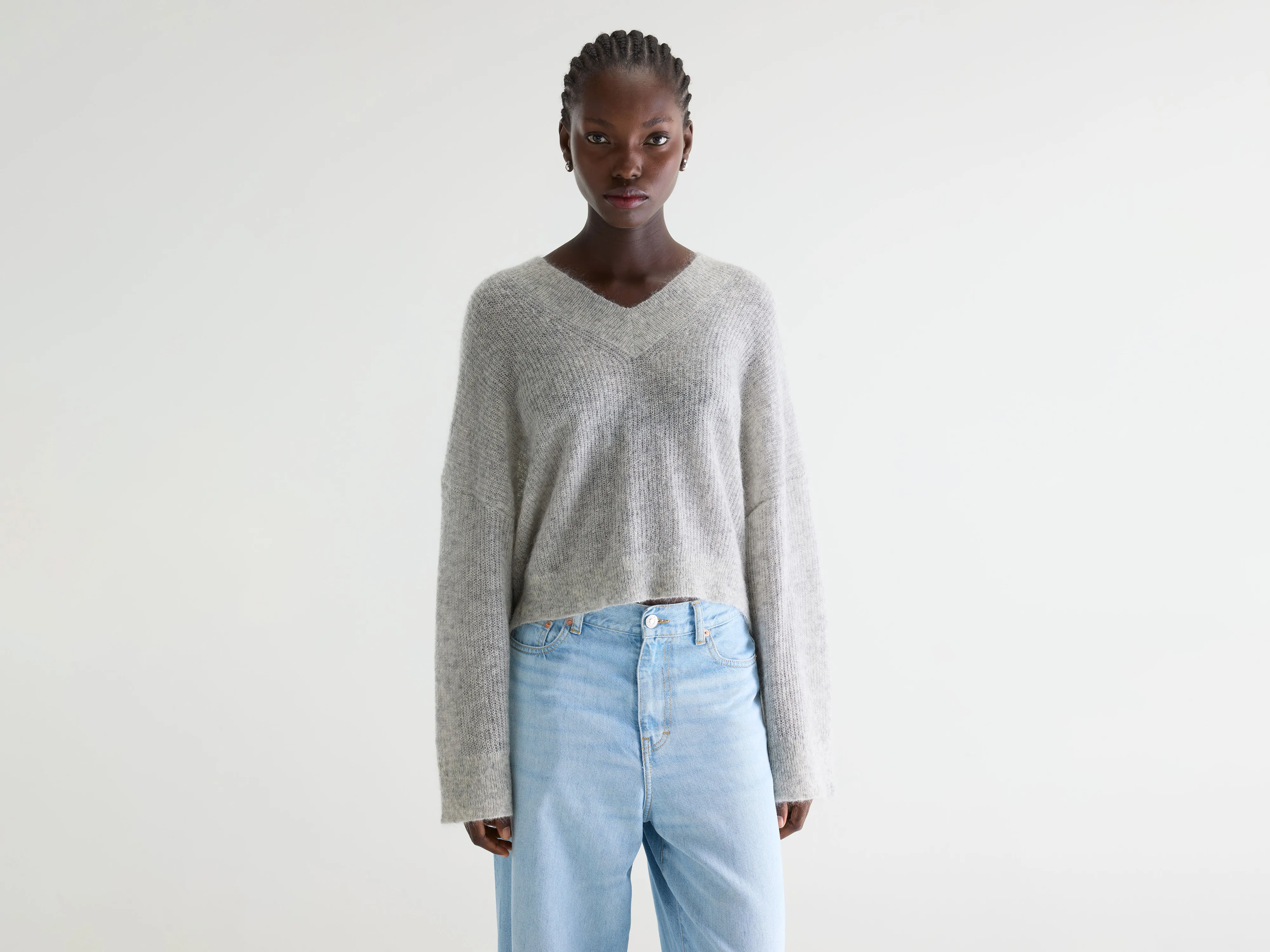 Arco v-neck sweater (261 / W / LIGHT GREY)