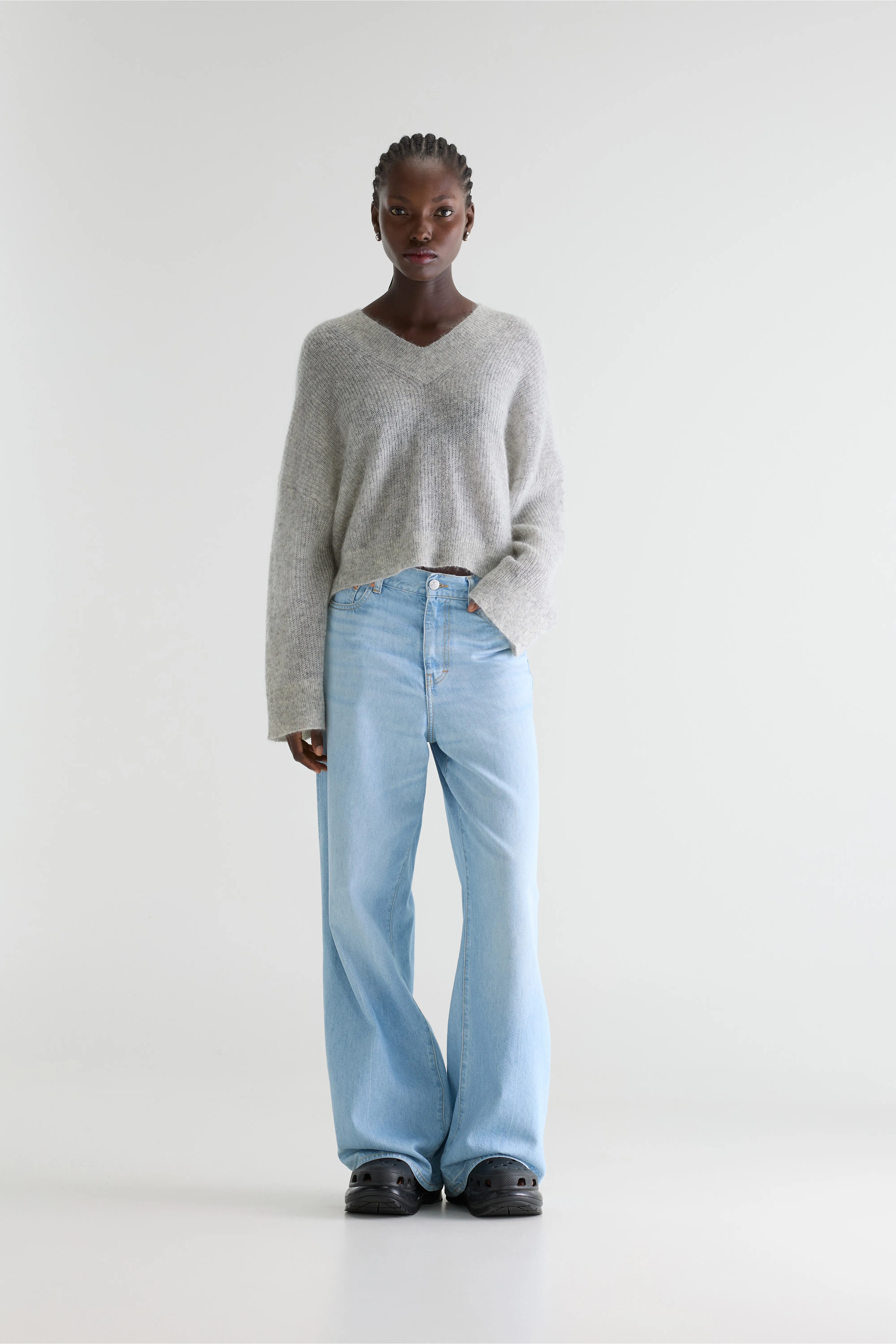Arco v-neck sweater (261 / W / LIGHT GREY) - Image 3