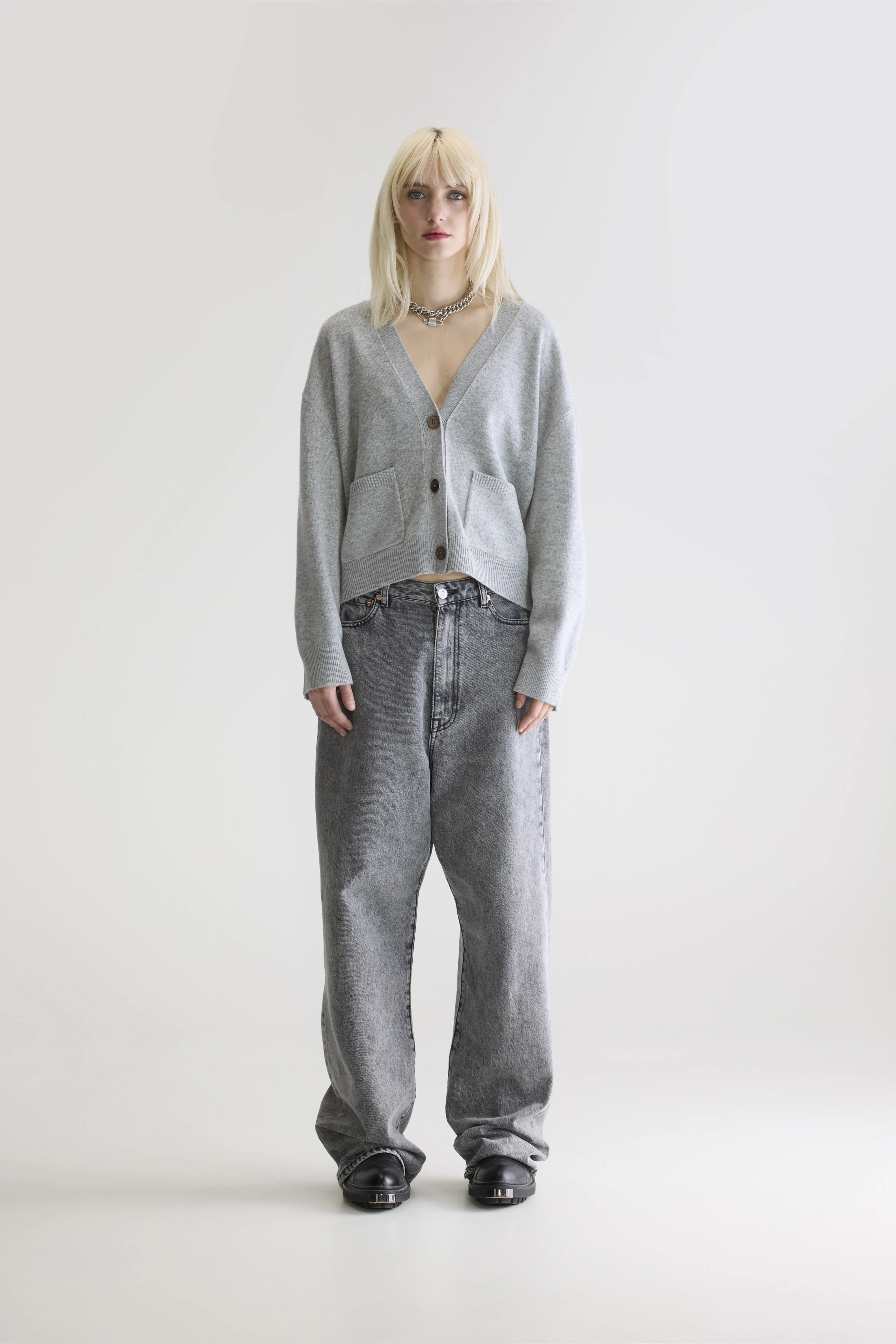 Gakkin boxy cardigan (252 / W / LIGHT GREY) - Image 3