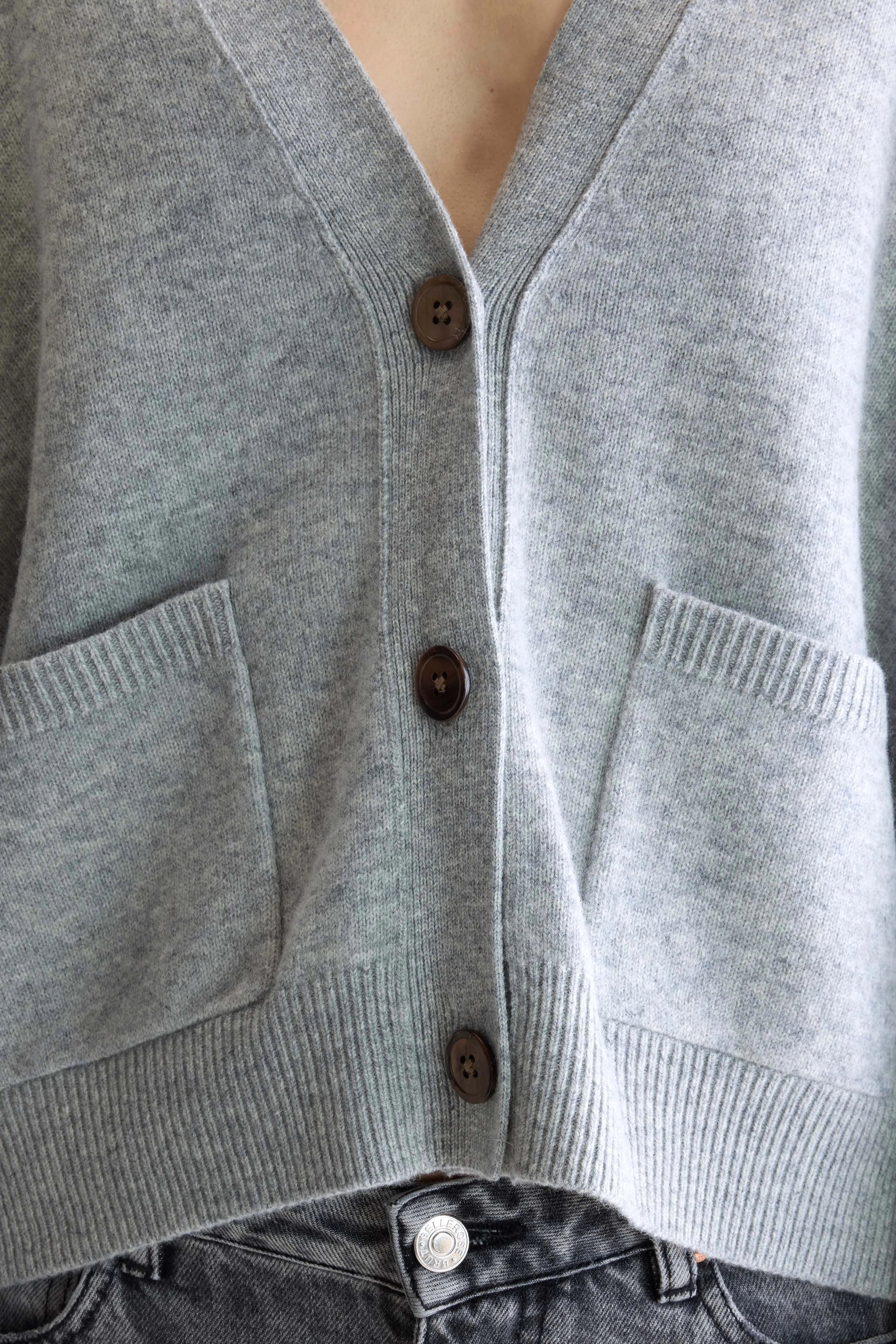 Gakkin boxy cardigan (252 / W / LIGHT GREY) - Image 6