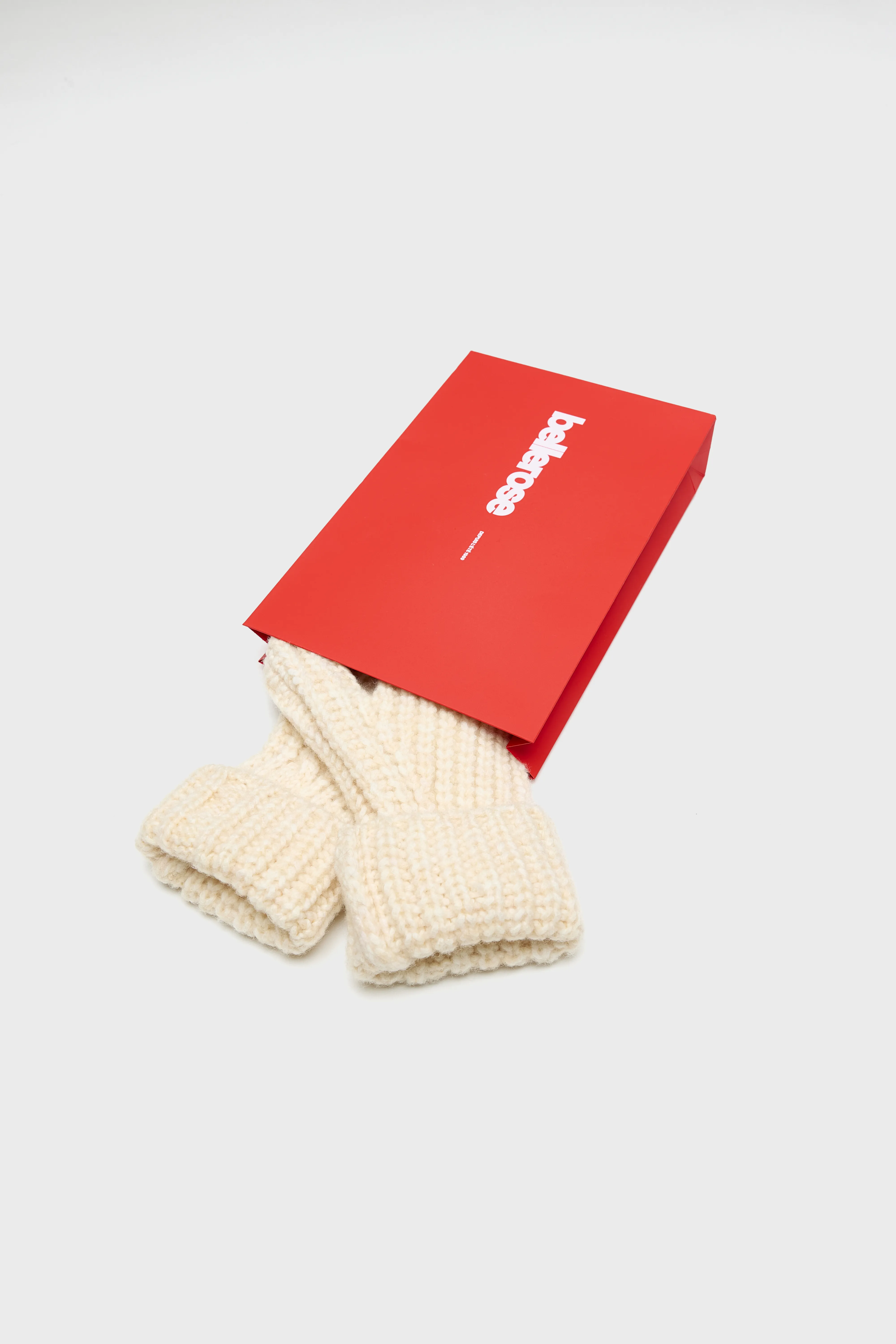 Gift Envelope - Size Small (252 / W / POPPY) - Image 4