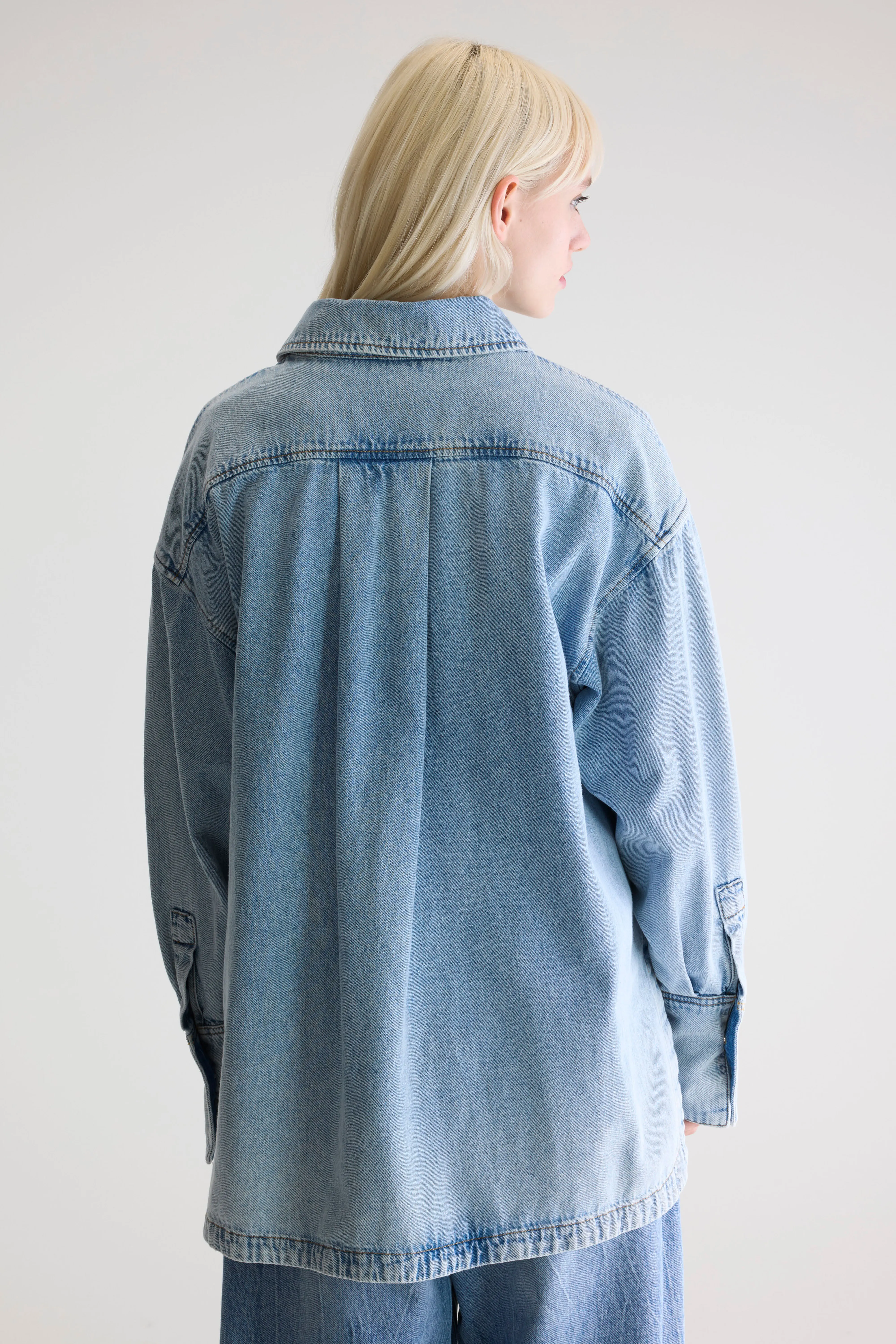 Glory denim overshirt (252 / W / LT BLUE BLEACH) - Image 4