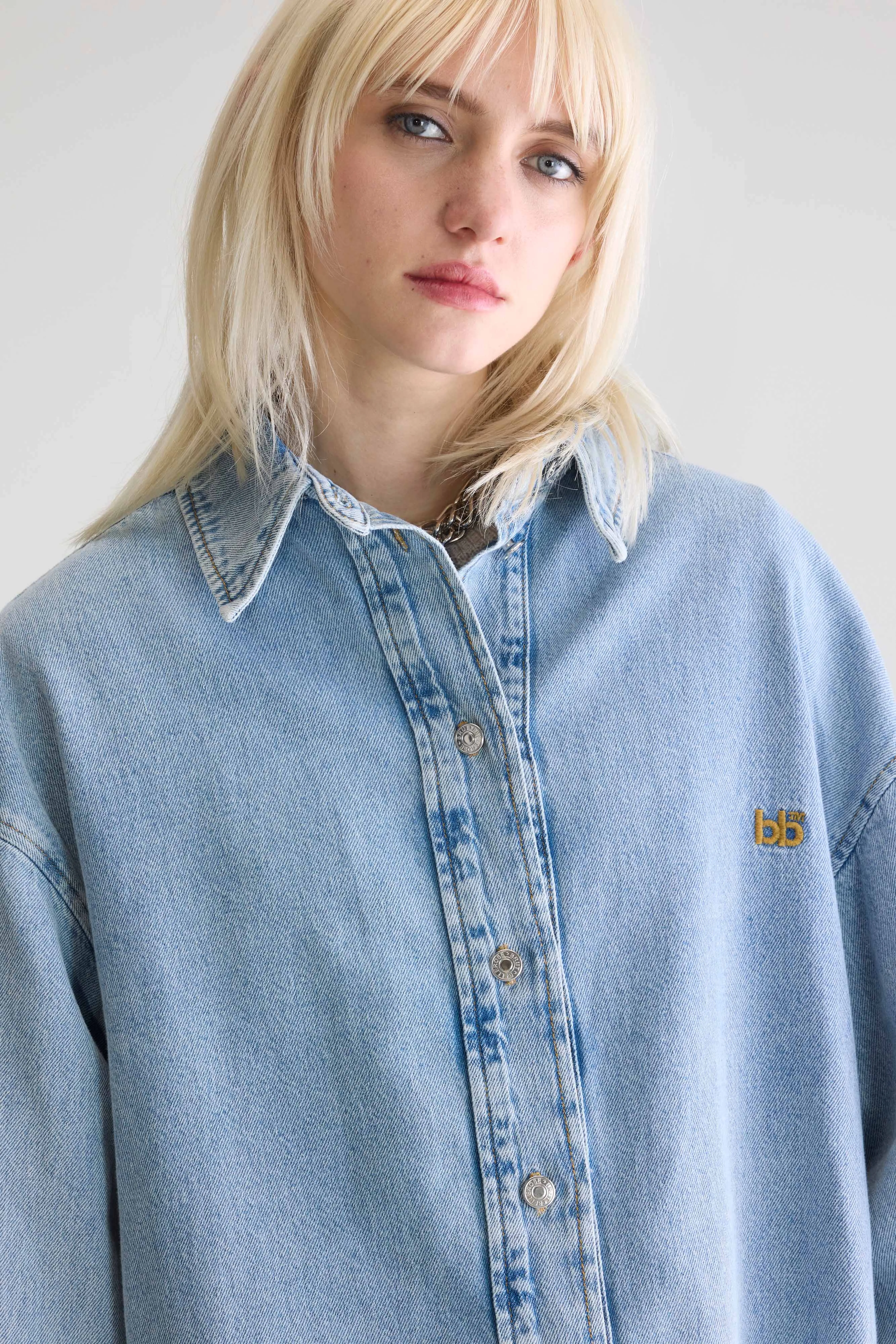 Glory denim overshirt (252 / W / LT BLUE BLEACH) - Image 5