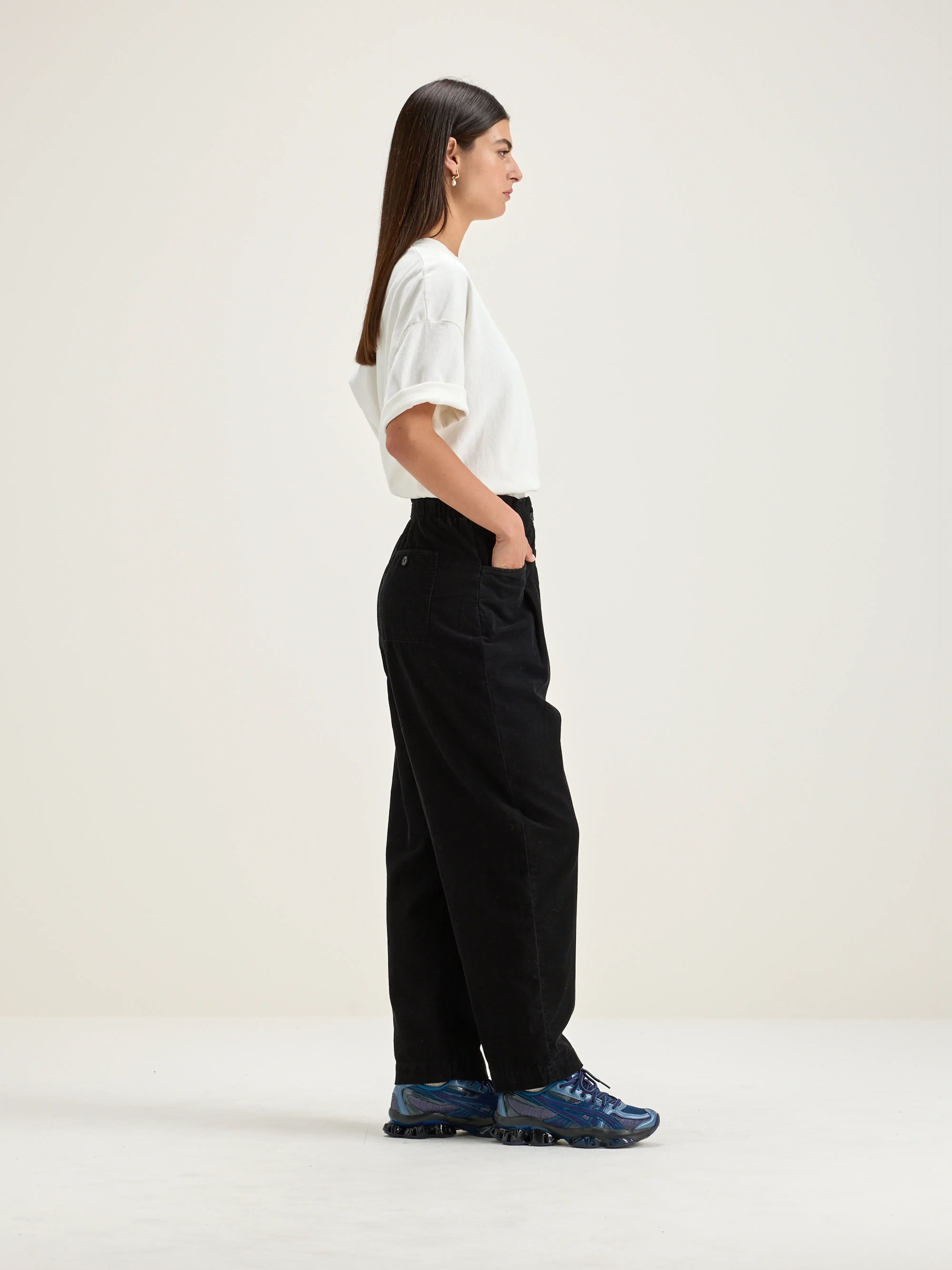 Lilo paperbag trousers (242 / W / BLACK BEAUTY) - Image 5