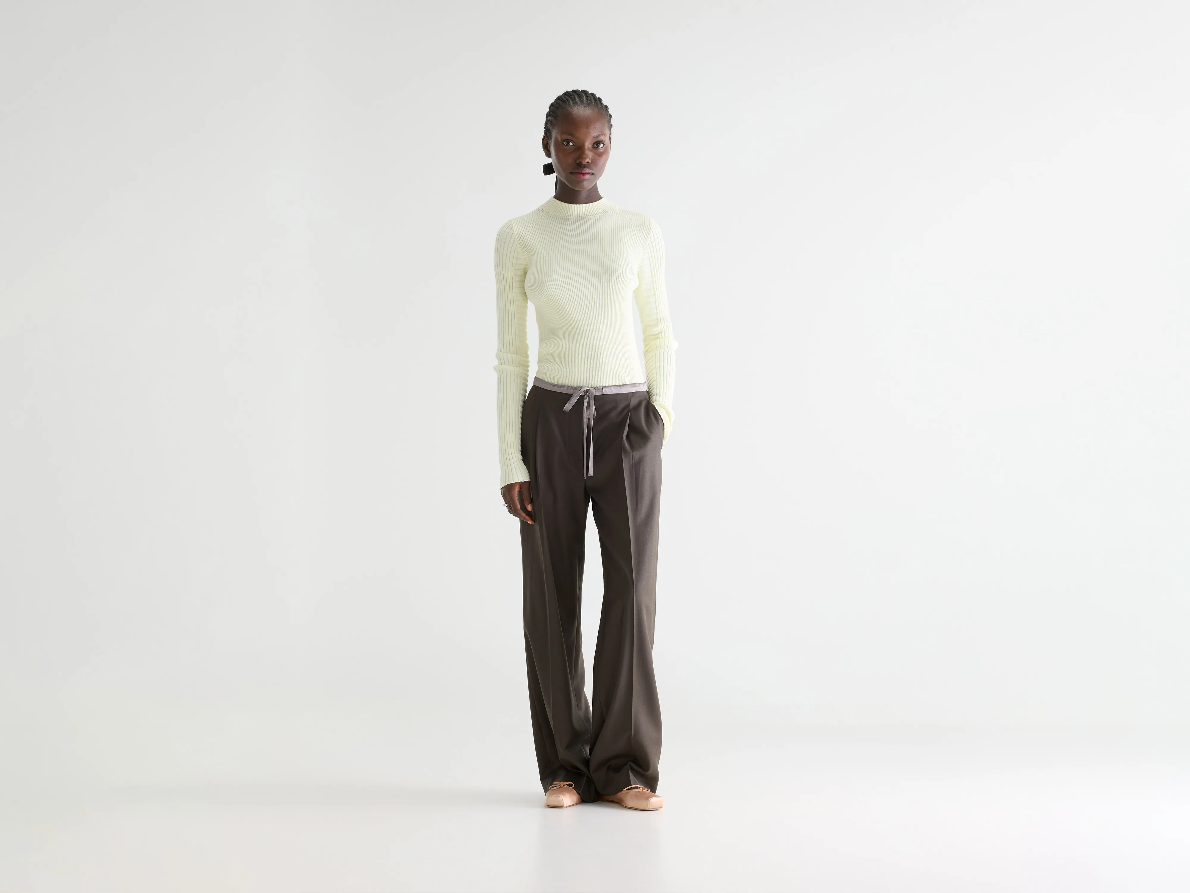 Vestal regular trousers (261 / W / DARK ROAST)