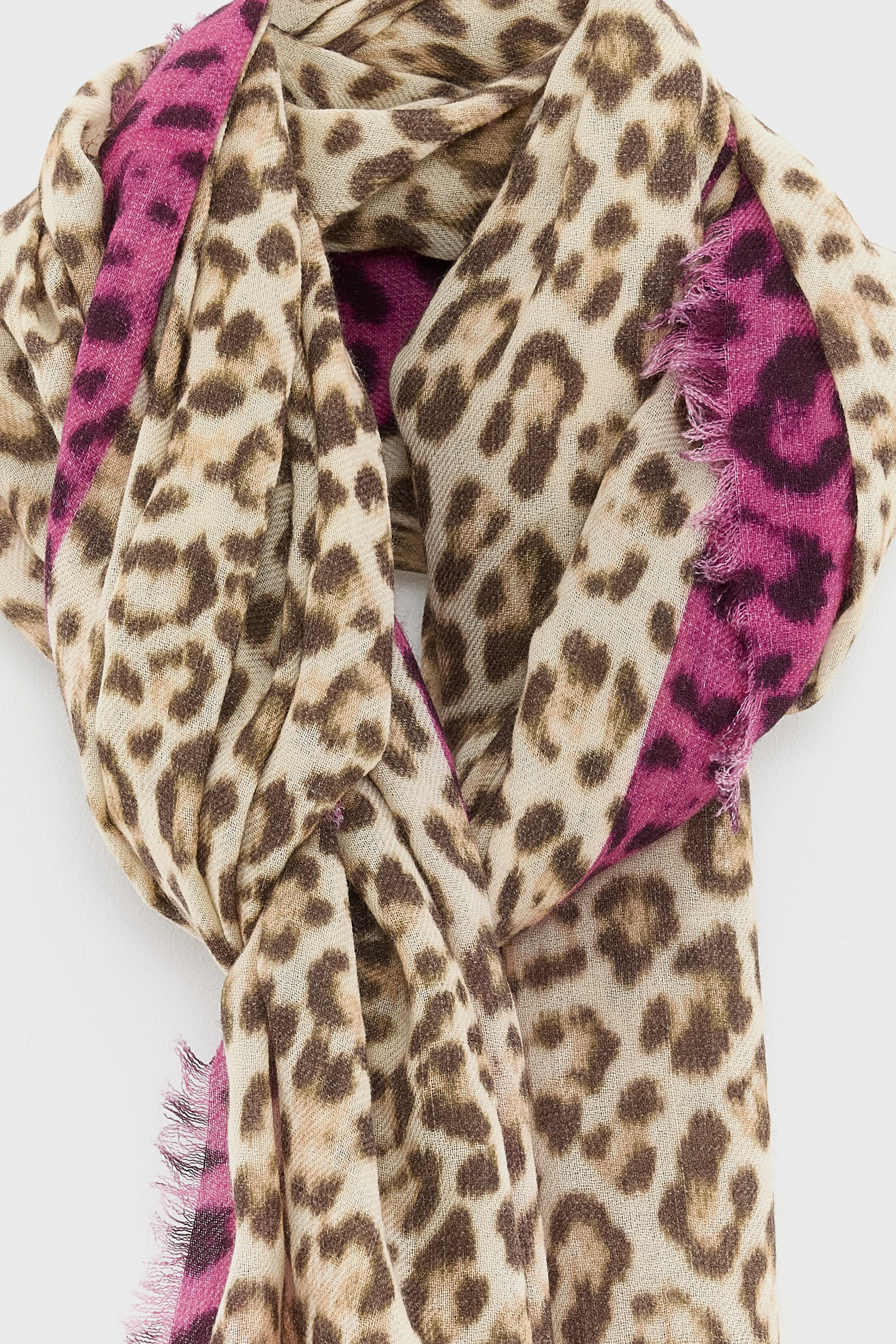Sowo leopard-print scarf (261 / W / DISPLAY A) - Image 4