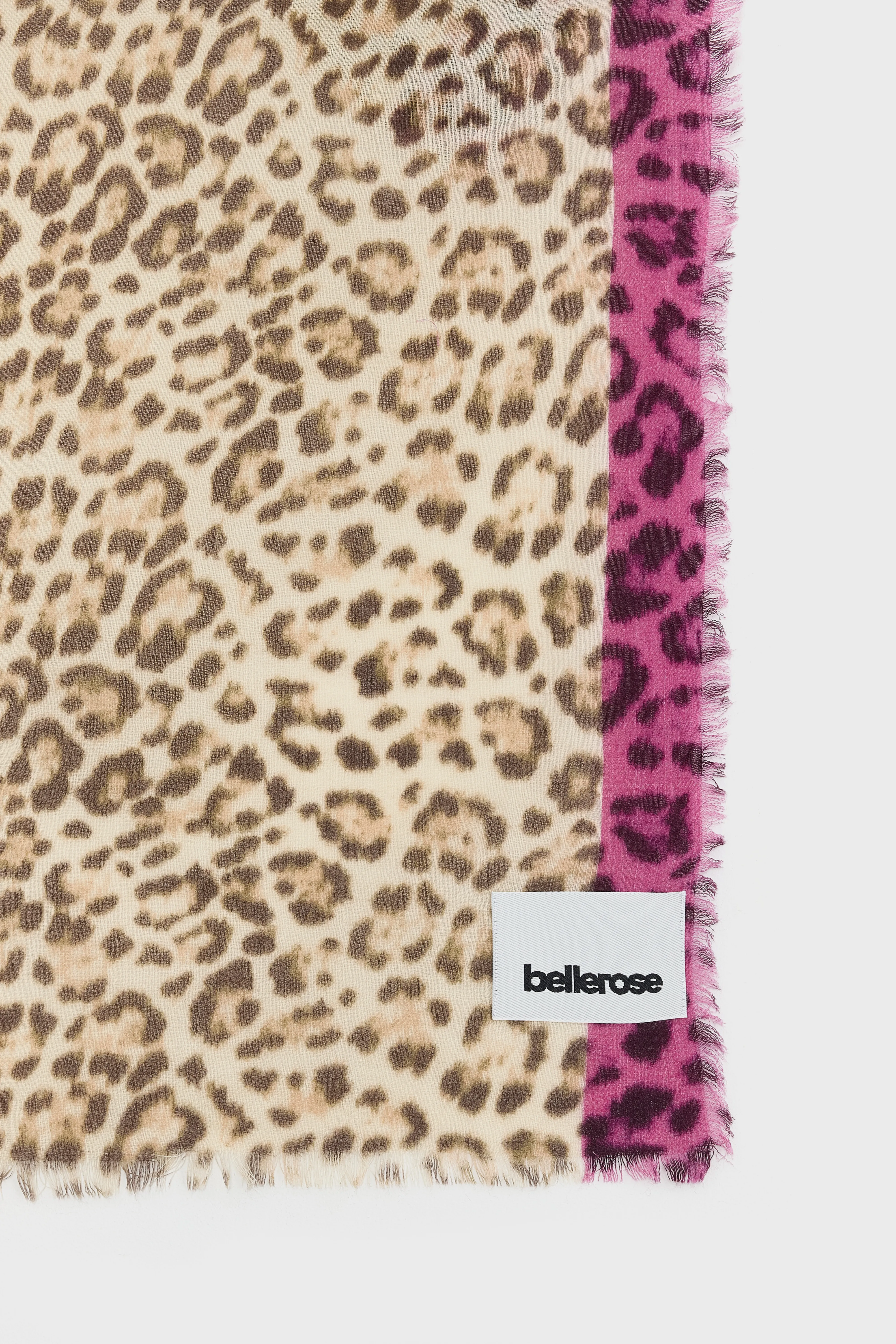 Sowo leopard-print scarf (261 / W / DISPLAY A) - Image 5