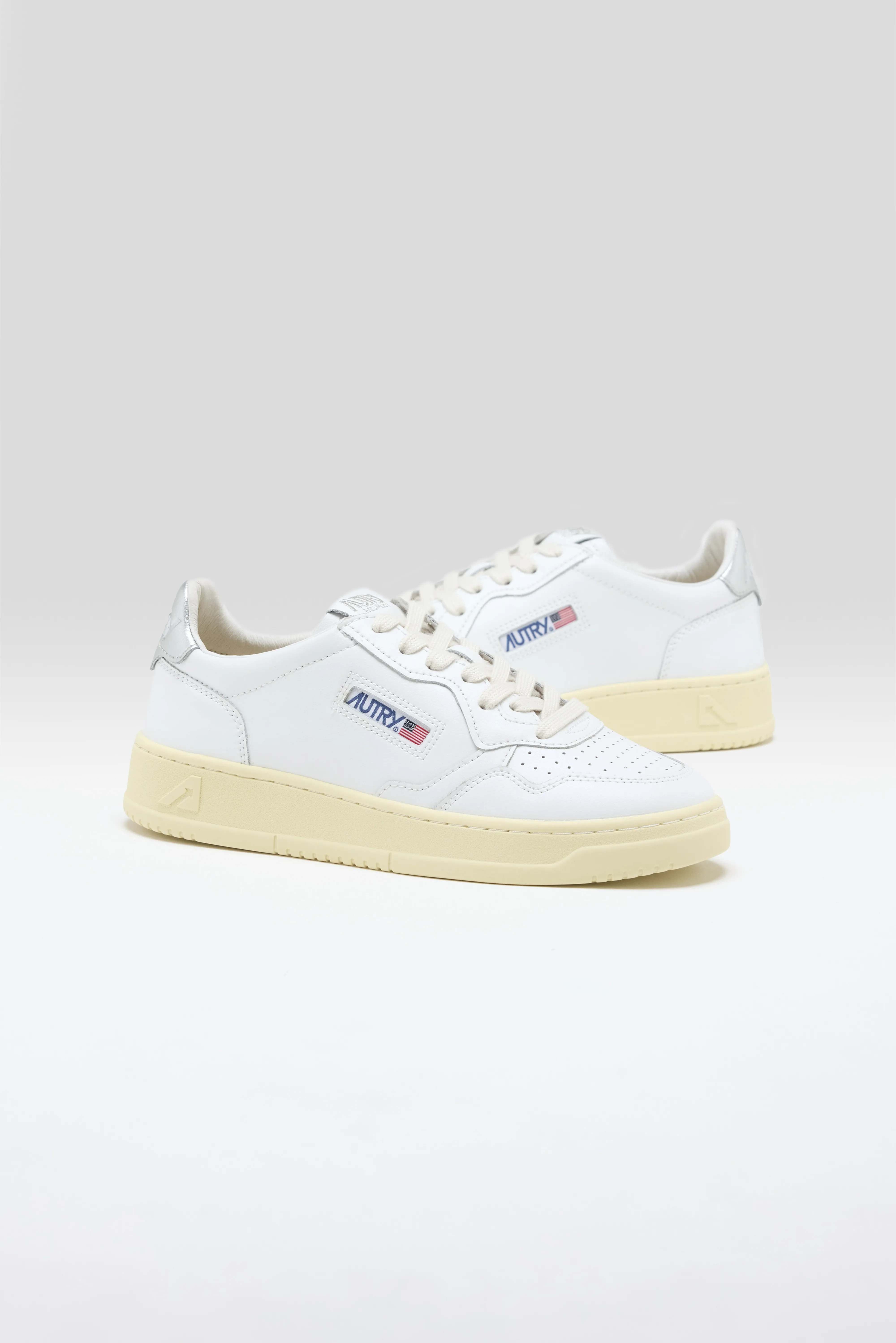 Medalist Low for Women (251 / W / SILVER) - Image 3
