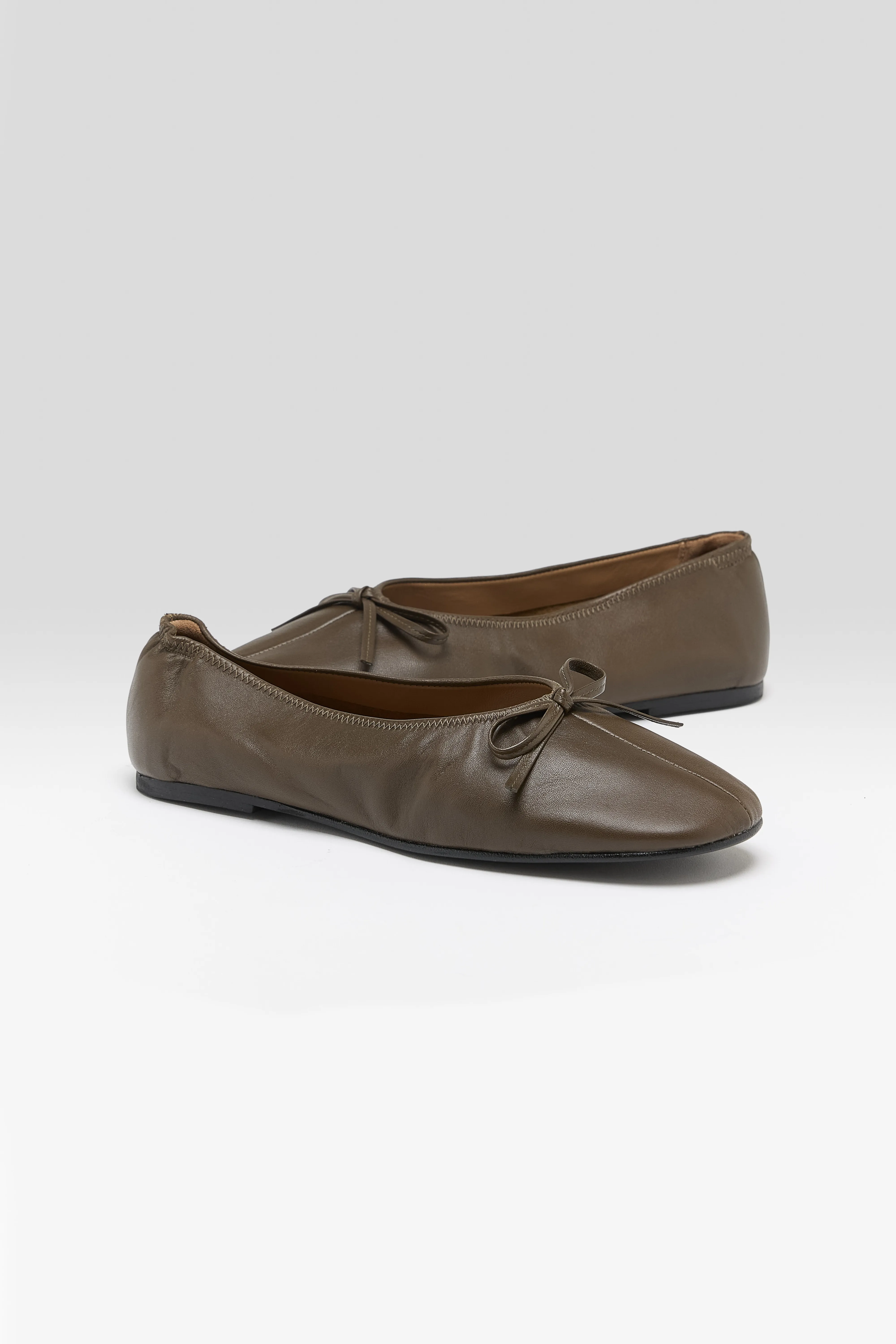 Blaise Ballerina Flats  (252 / W / KAKI) - Image 3