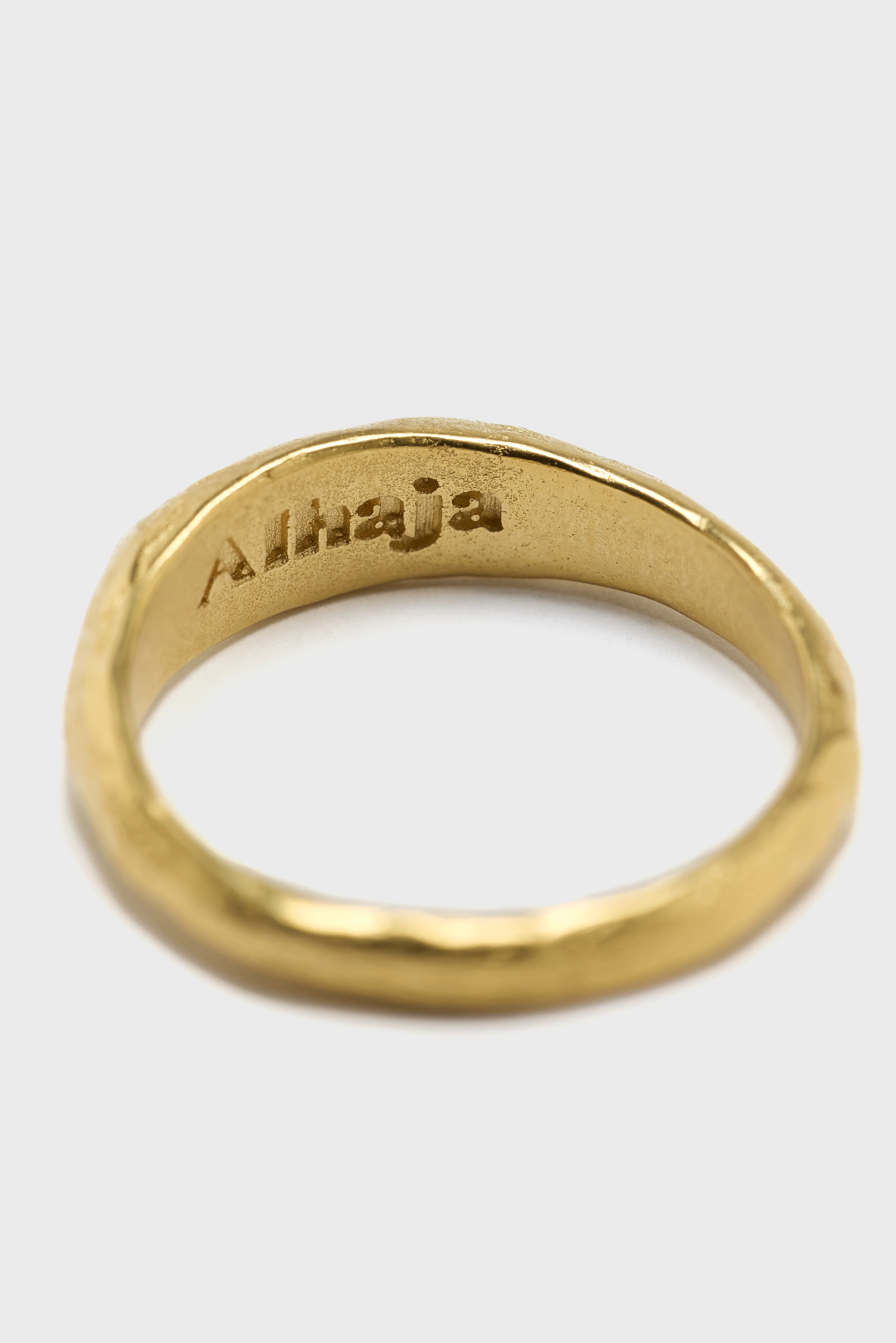 Amore Signet Ring (252 / W / GOLD) - Image 4