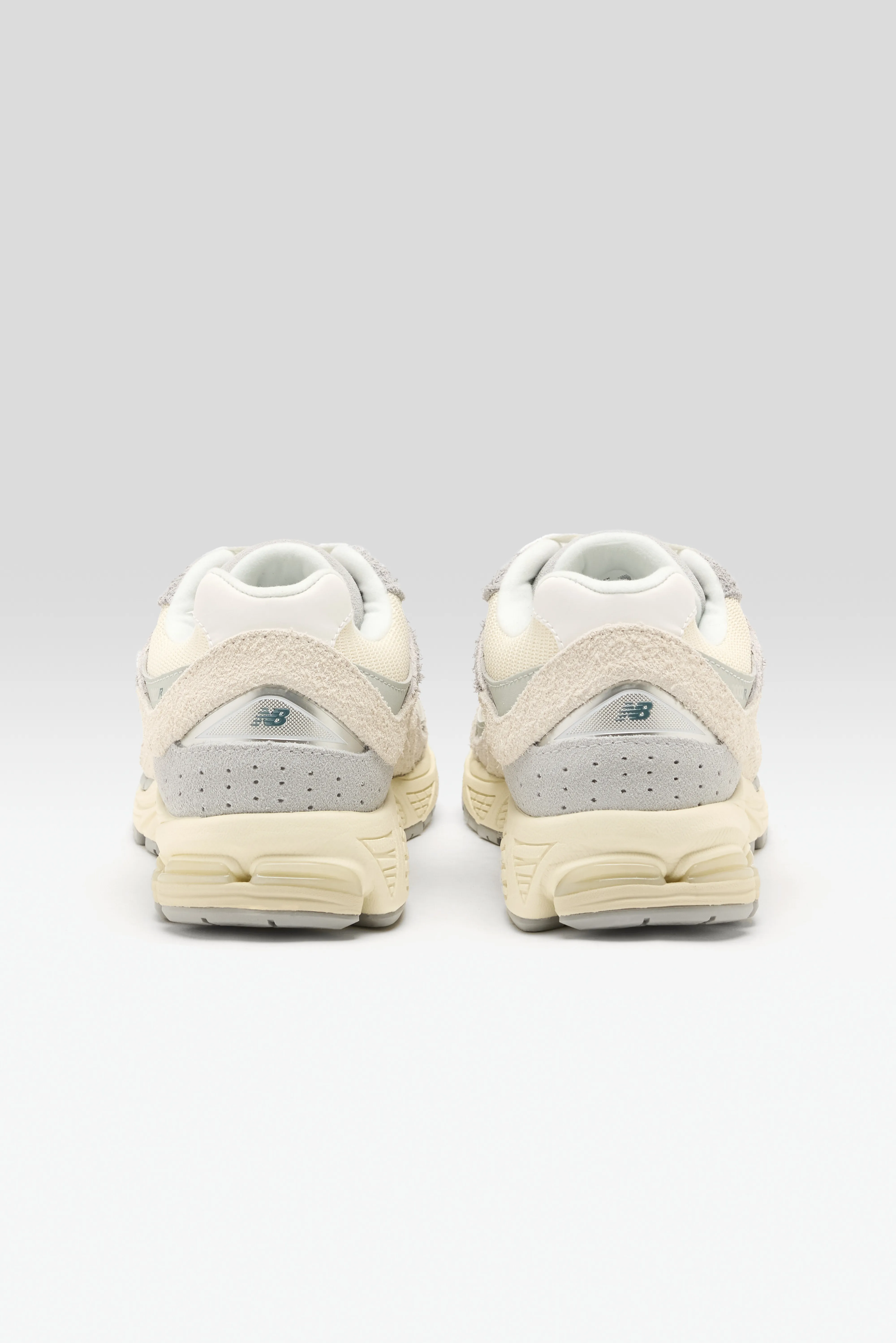 2002R for Women  (251 / W / CREAM) - Image 6