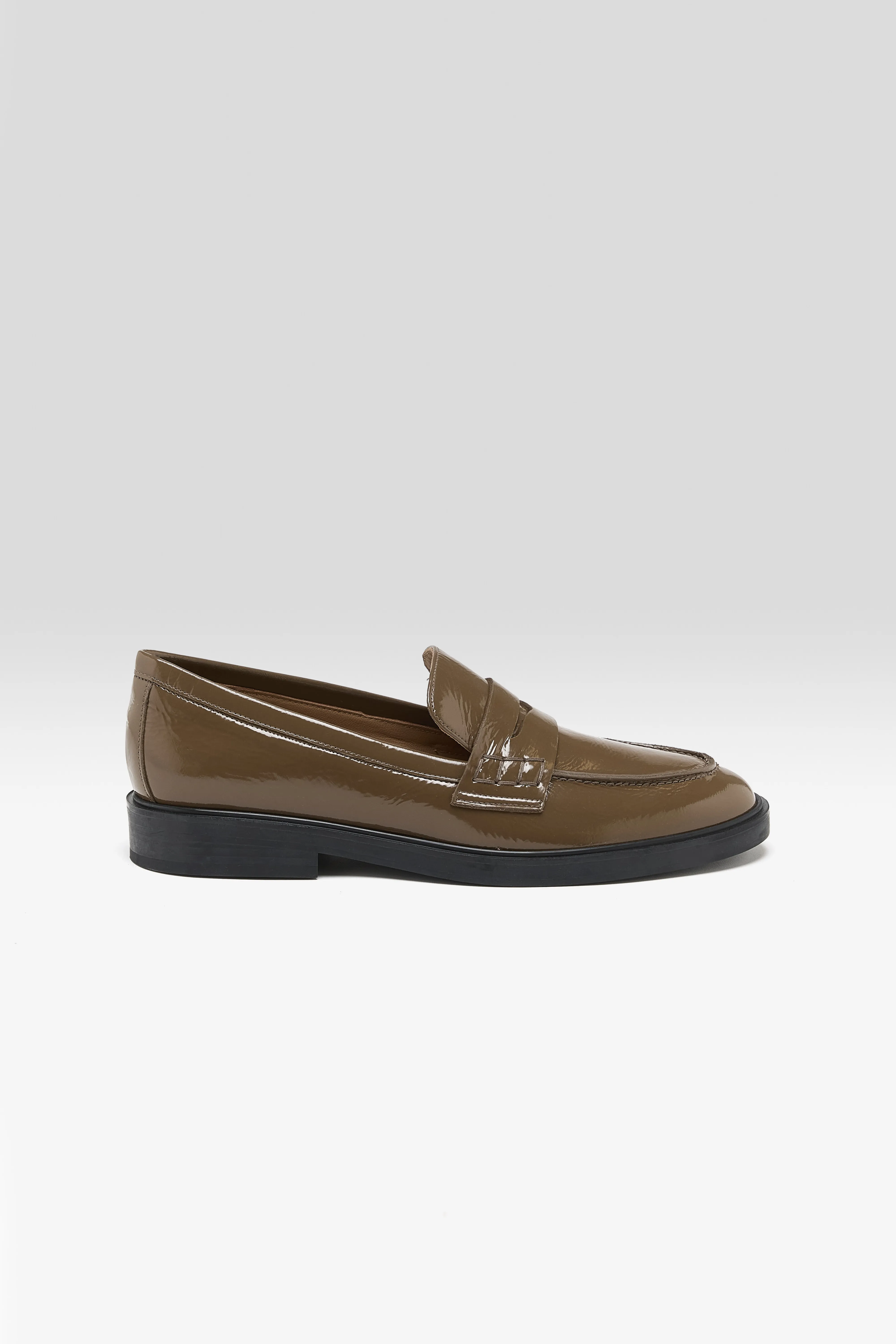 Sara Loafers  (252 / W / KAKI) - Image 2