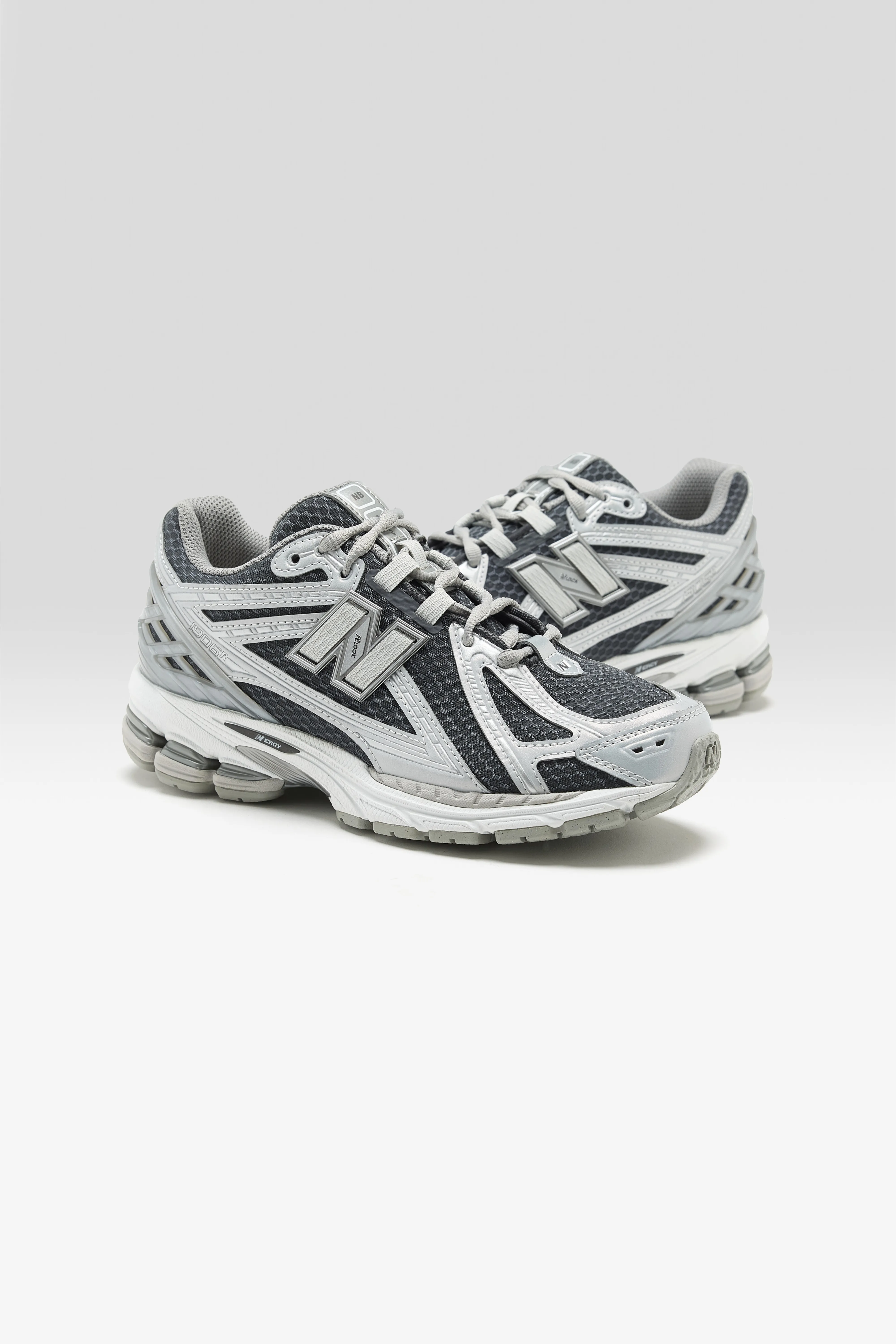 1906R for Women  (252 / W / GREY) - Image 3