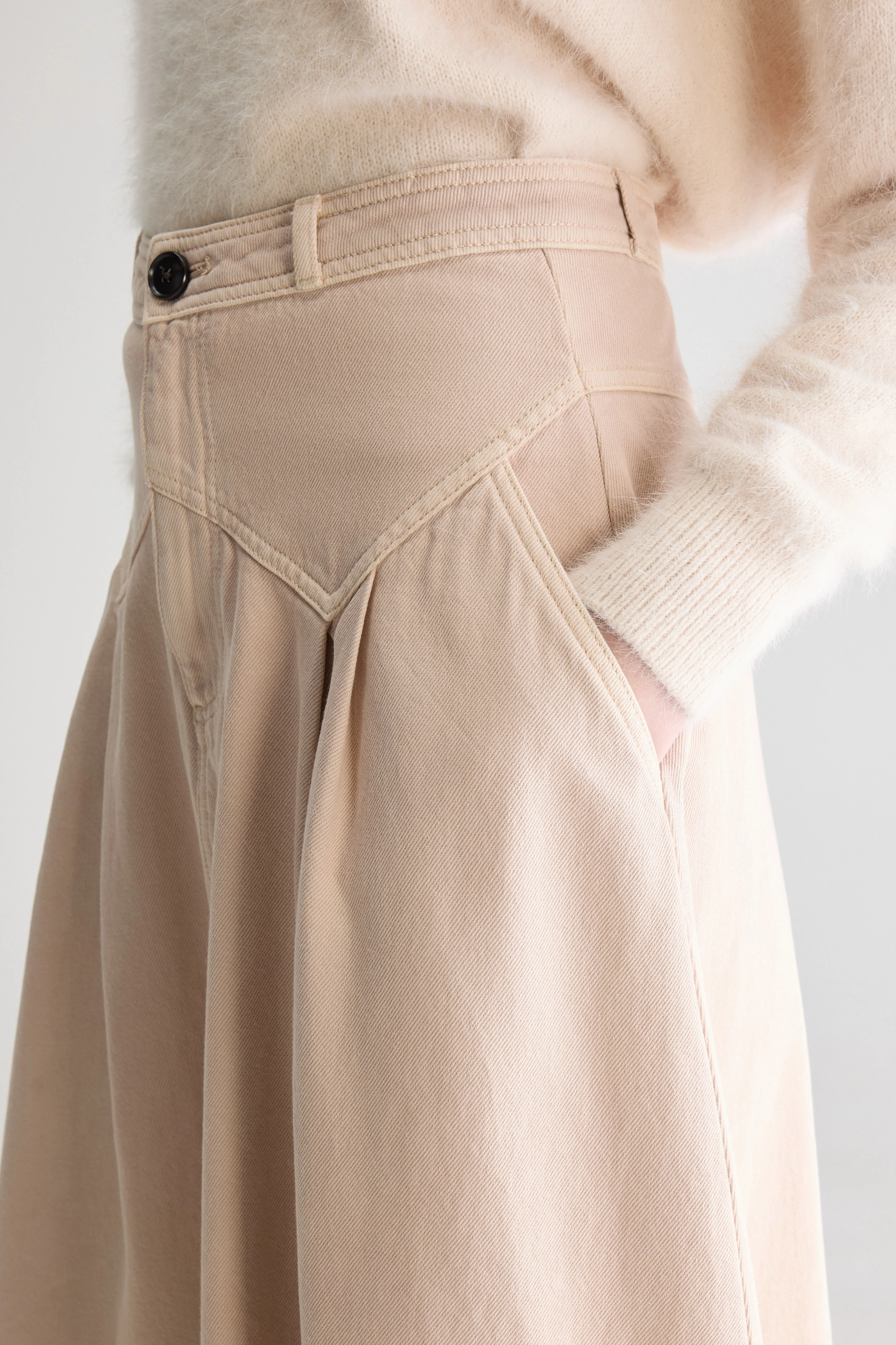 Gala flared mid skirt (251 / W / MOON) - Image 5
