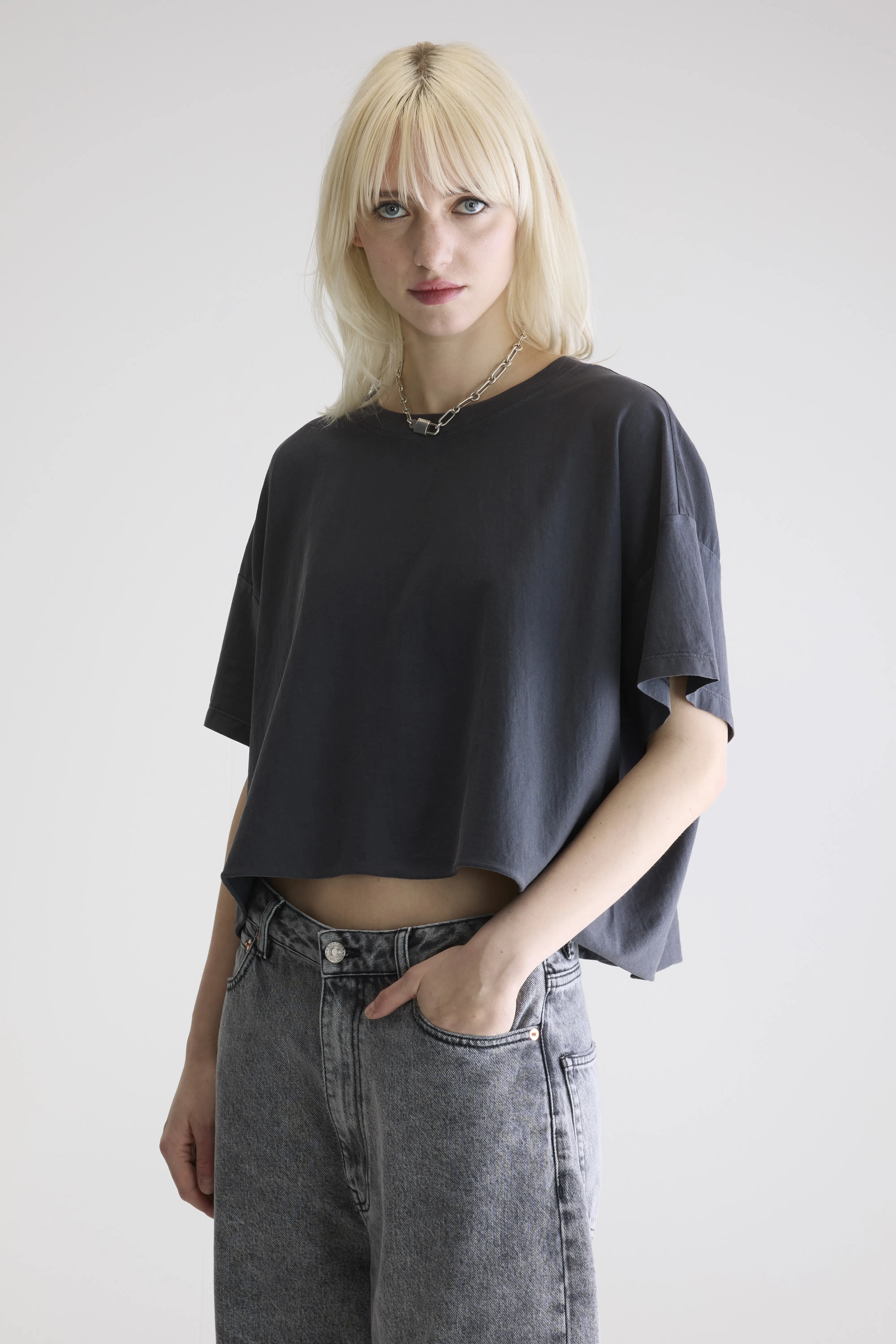 Farpy cropped t-shirt (252 / W / BLACK SAND) - Image 2