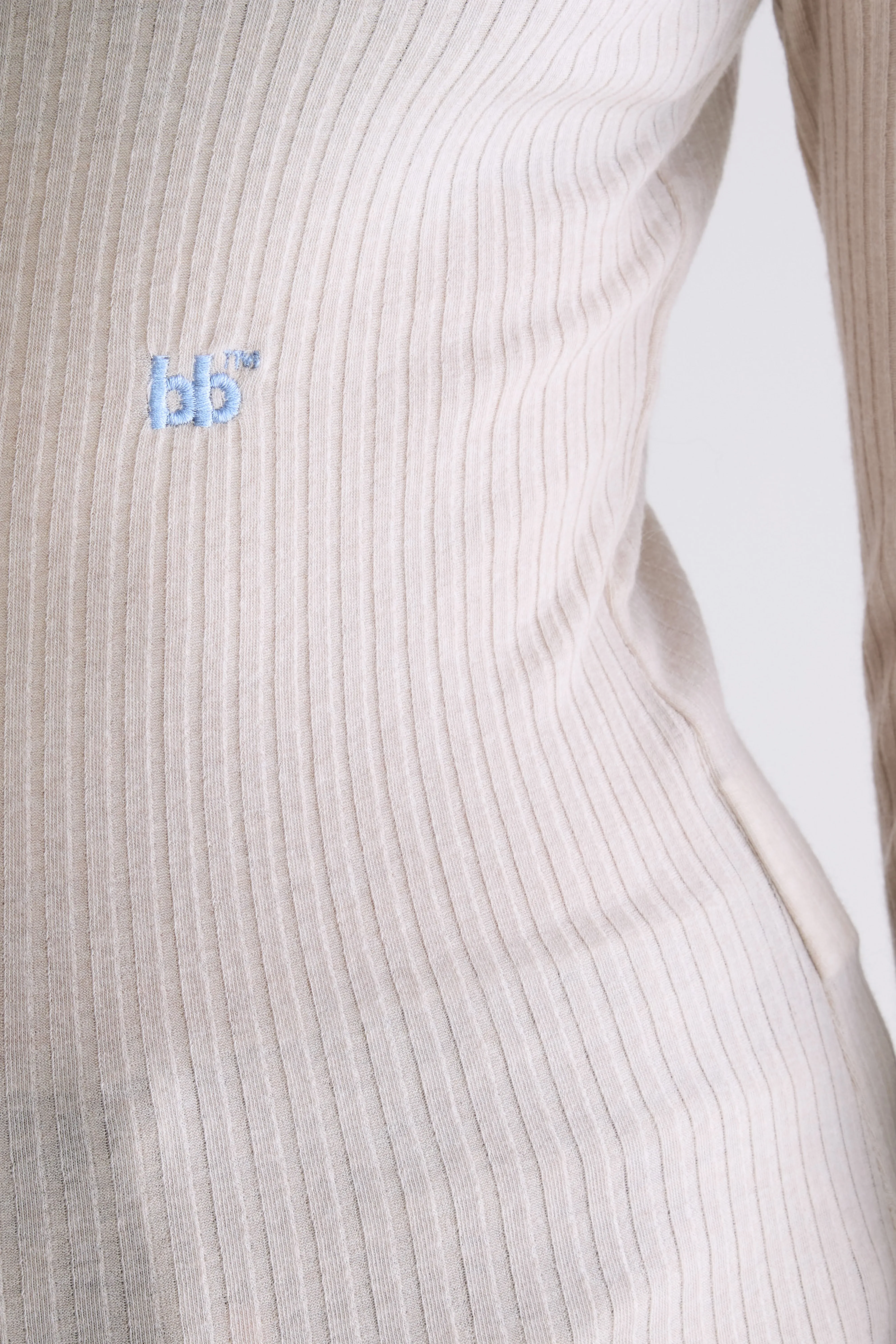 Vinay fitted t-shirt (252 / W / STONE) - Image 6
